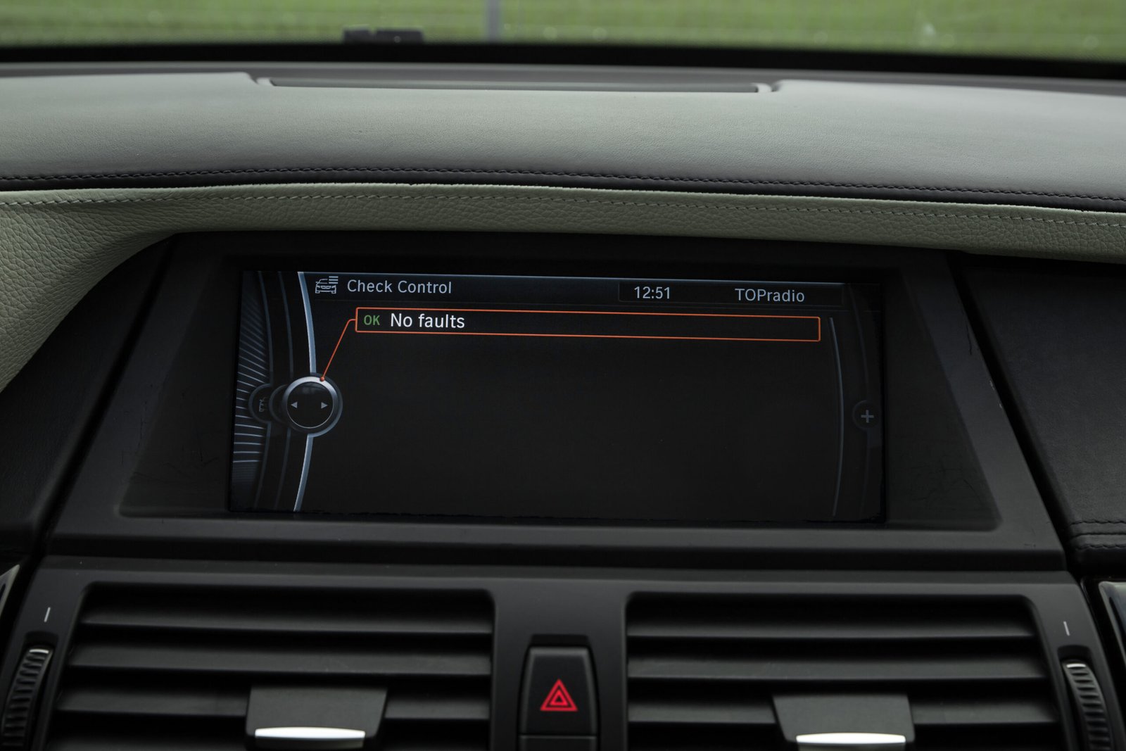 
								BMW X5 40D 3.0D 225KW FACELIFT M-SPORTPAKET full									