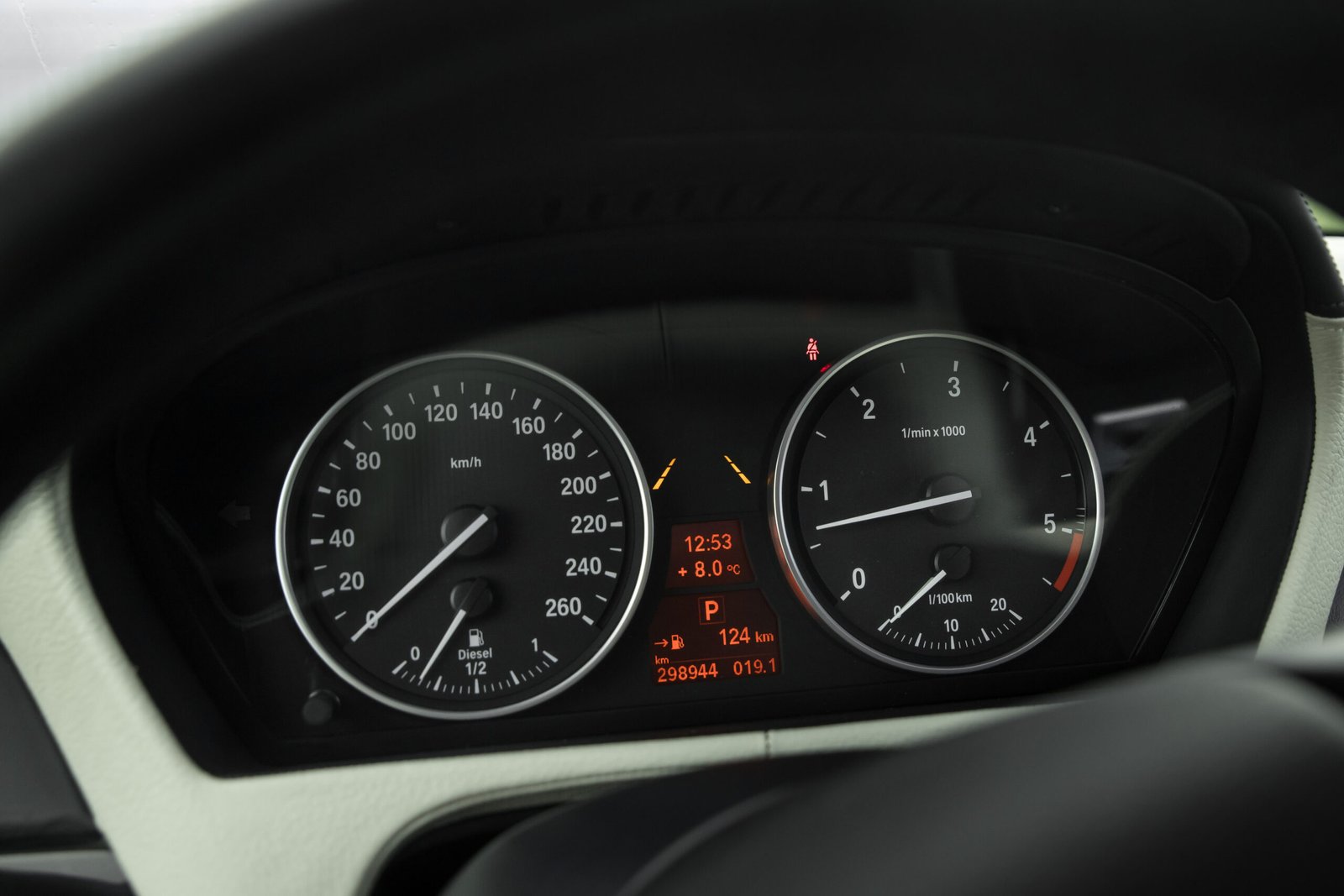 
								BMW X5 40D 3.0D 225KW FACELIFT M-SPORTPAKET full									