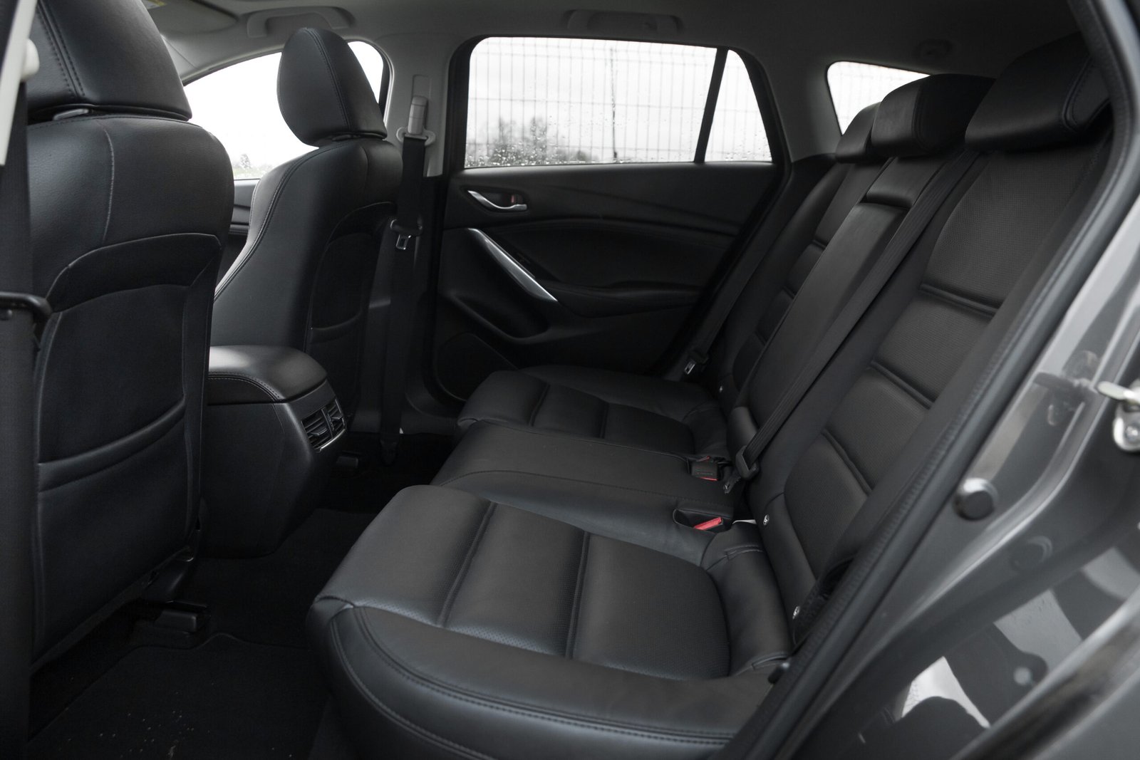 
								MAZDA 6 2.2D FULL OPTIONS full									