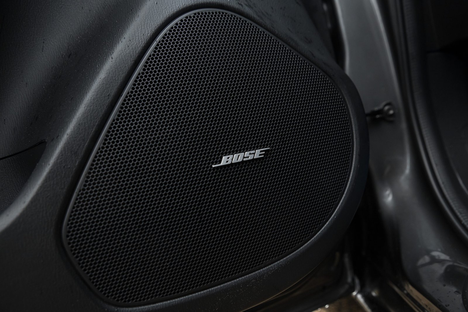 
								MAZDA 6 2.2D FULL OPTIONS full									