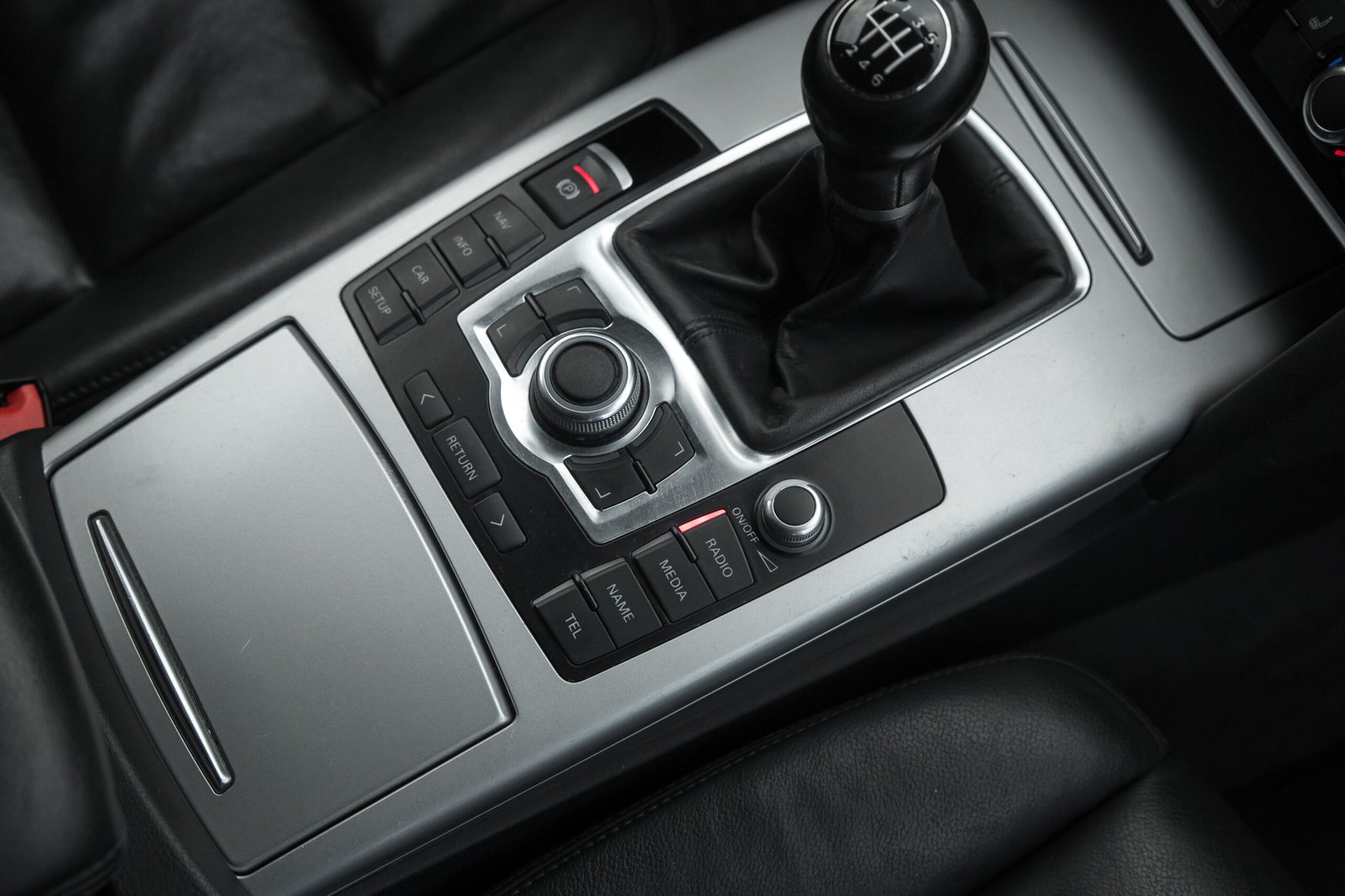 
								AUDI A6 2.0D 103KW FACELIFT full									