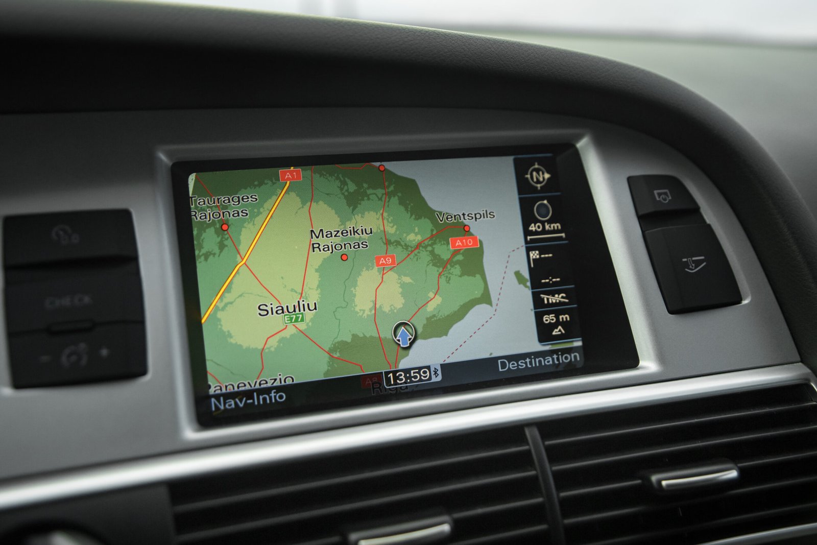 
								AUDI A6 2.0D 103KW FACELIFT full									