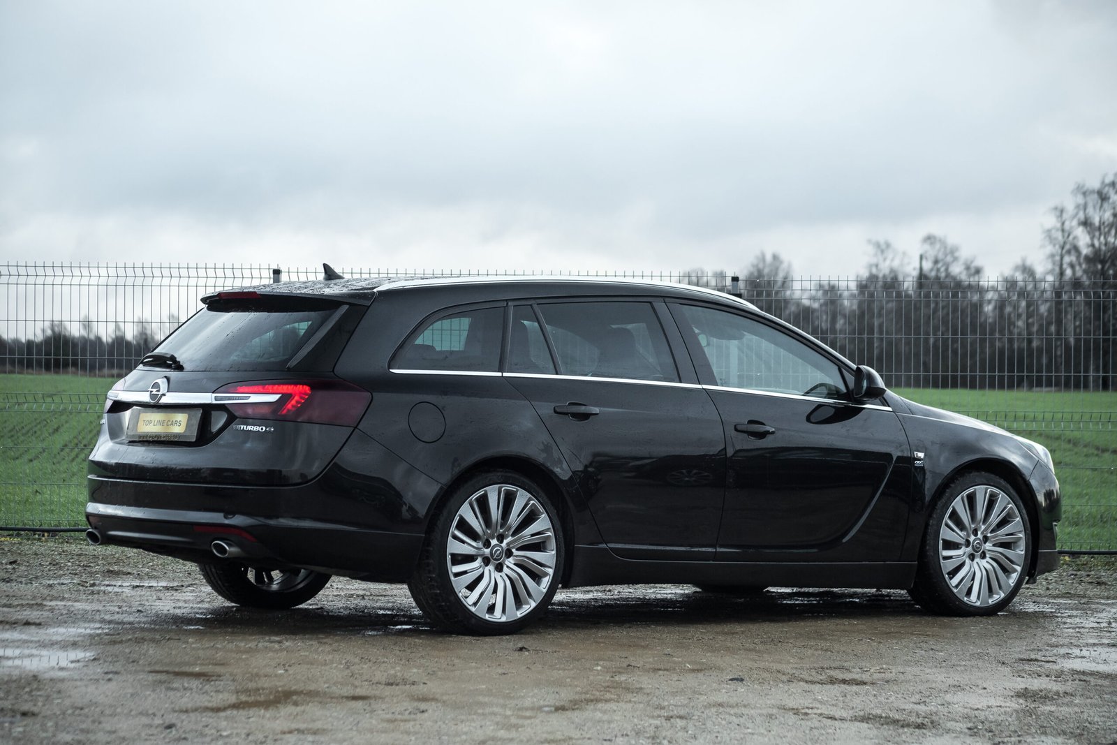 
								OPEL INSIGNIA OPC LINE 2.0D 143KW 4×4 full									