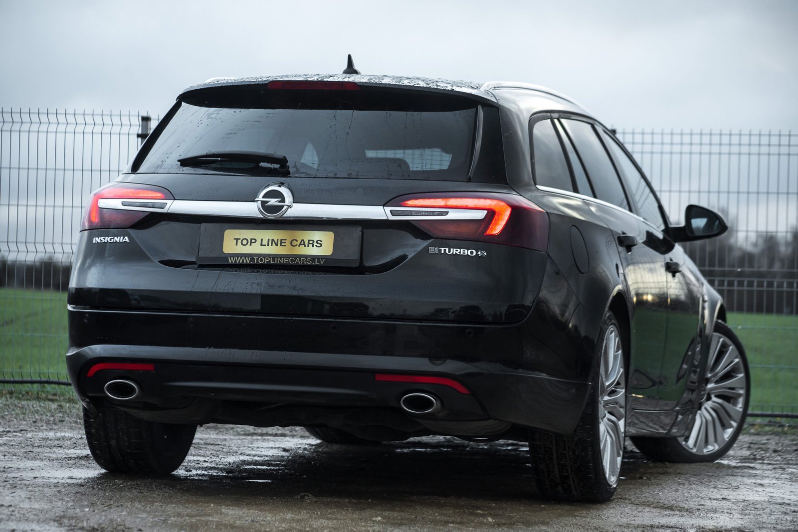 
								OPEL INSIGNIA OPC LINE 2.0D 143KW 4×4 full									