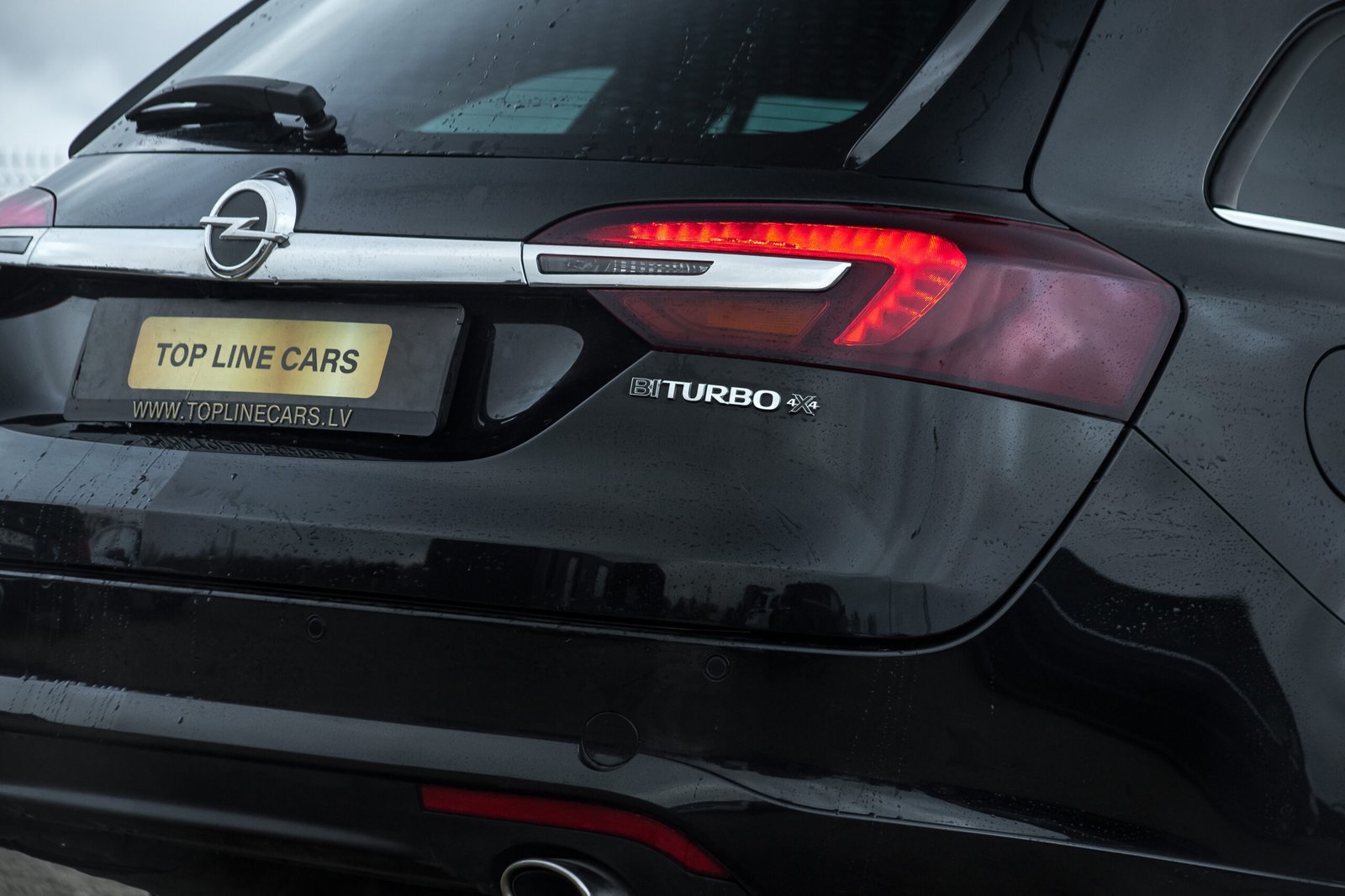 
								OPEL INSIGNIA OPC LINE 2.0D 143KW 4×4 full									