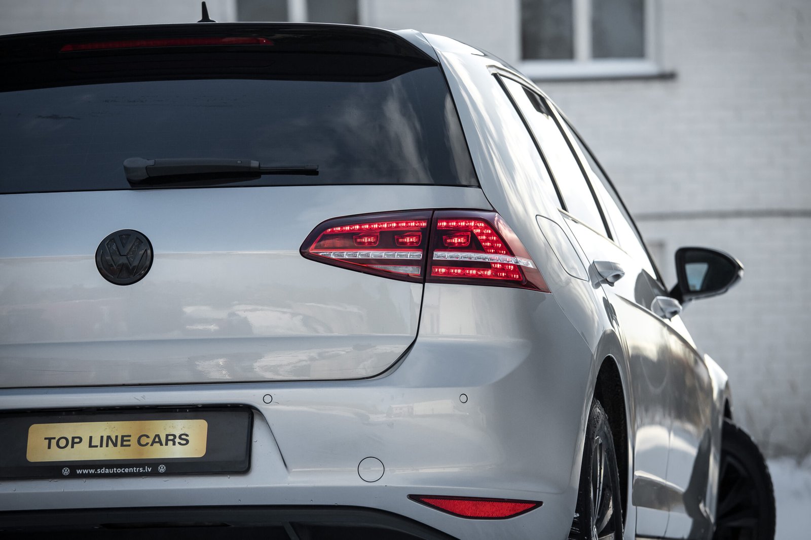 
								VW GOLF 7 SPORT 1.6D AUTOMATS full									