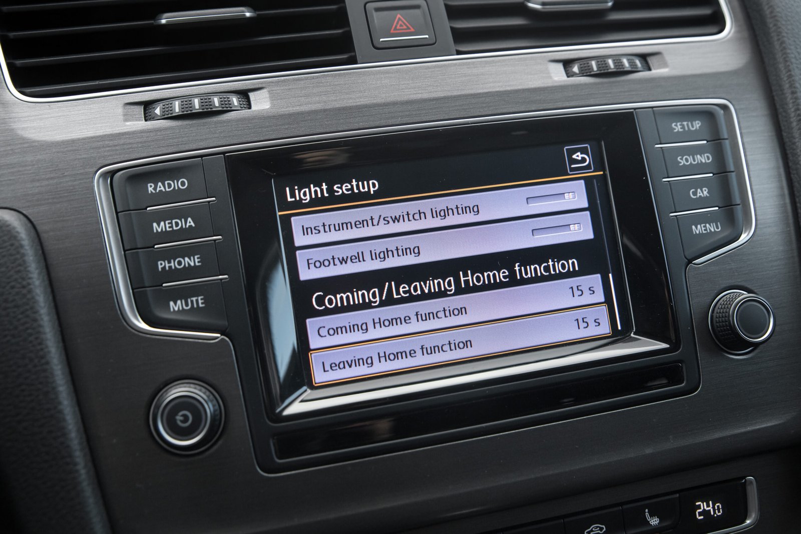 
								VW GOLF 7 SPORT 1.6D AUTOMATS full									