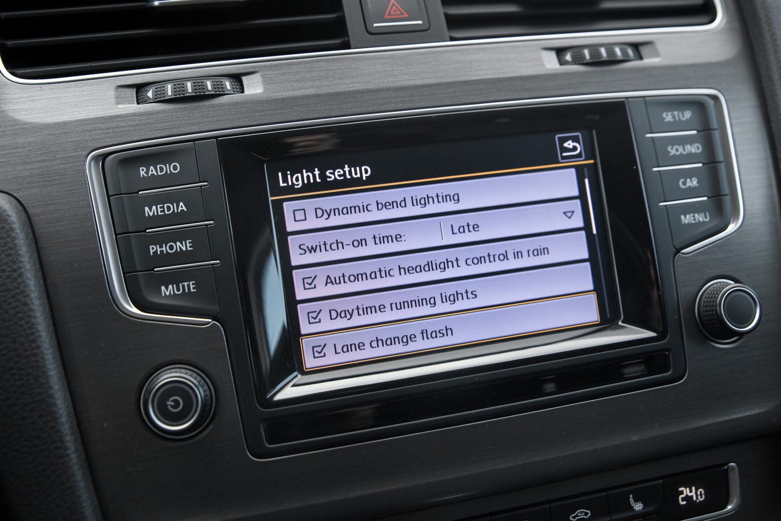 
								VW GOLF 7 SPORT 1.6D AUTOMATS full									