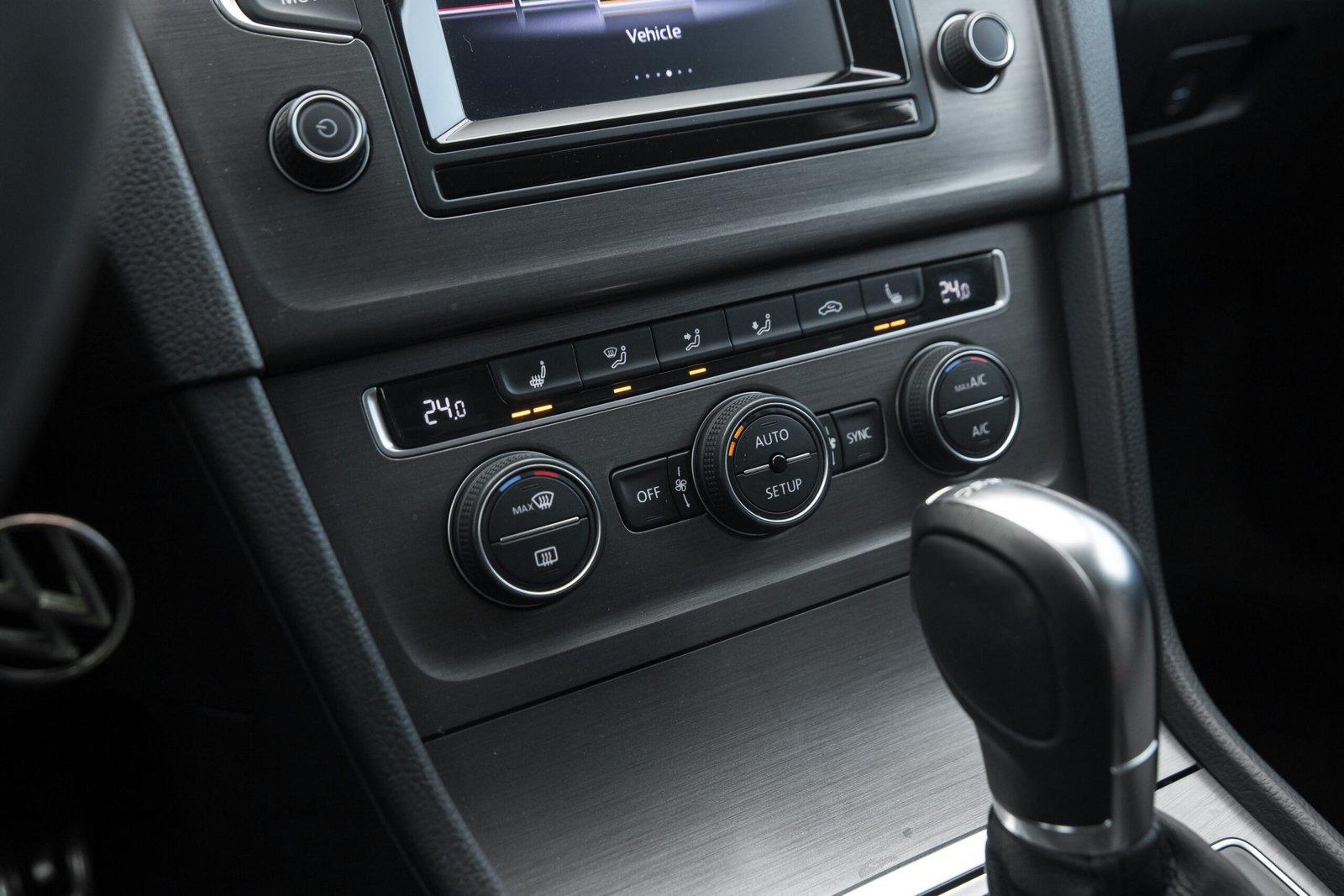 
								VW GOLF 7 SPORT 1.6D AUTOMATS full									