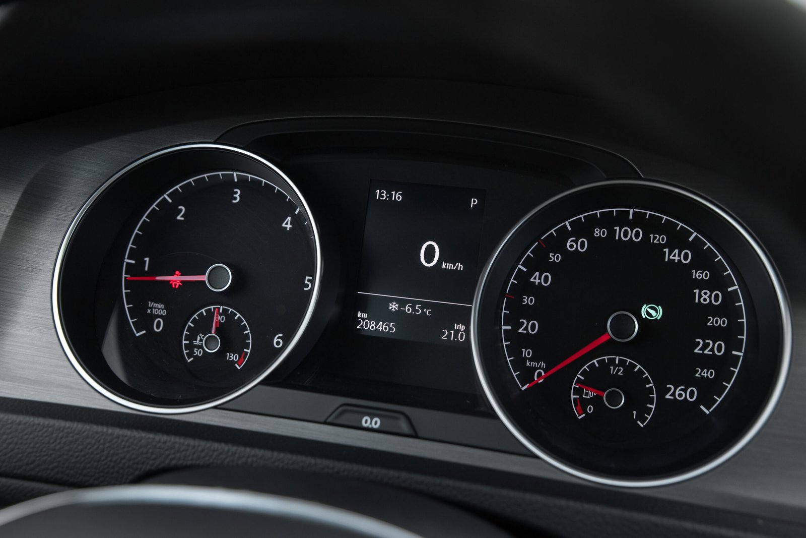 
								VW GOLF 7 SPORT 1.6D AUTOMATS full									