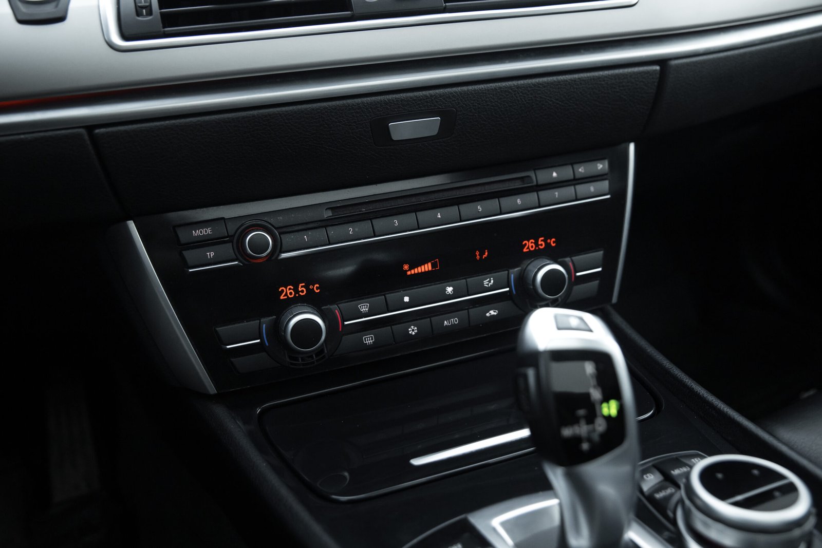 
								BMW GT 530D 180KW full									