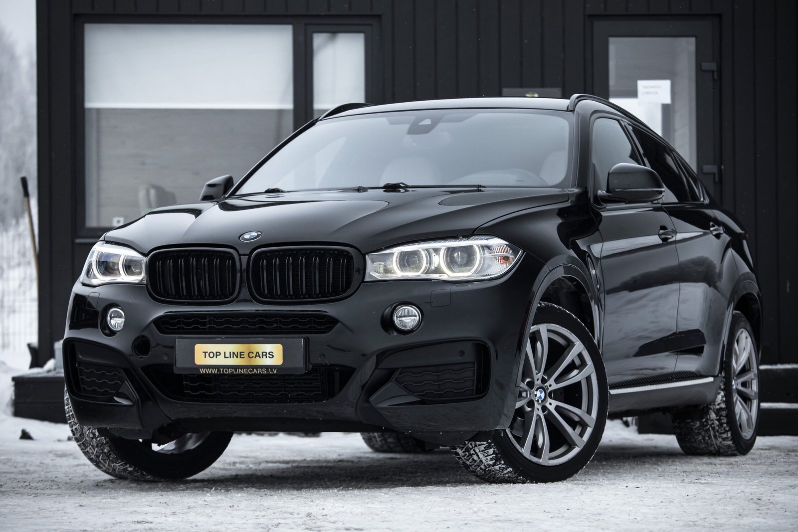 
								BMW X6 3.0D 190KW F16 M-SPORPAKET full									