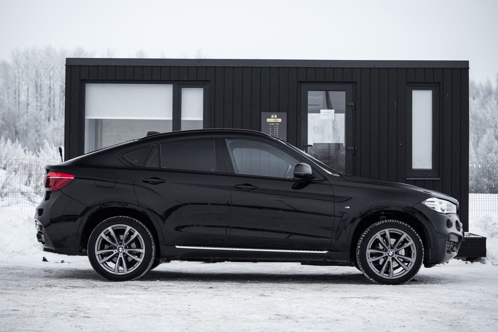 
								BMW X6 3.0D 190KW F16 M-SPORPAKET full									