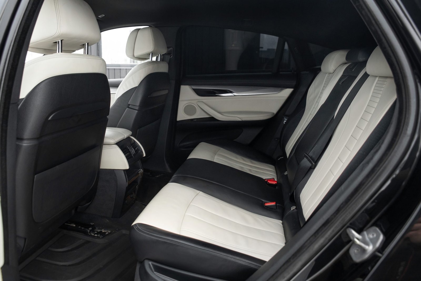 
								BMW X6 3.0D 190KW F16 M-SPORPAKET full									