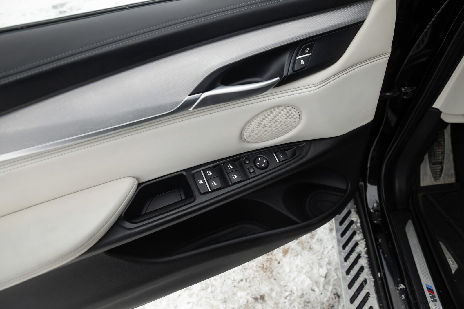 
								BMW X6 3.0D 190KW F16 M-SPORPAKET full									