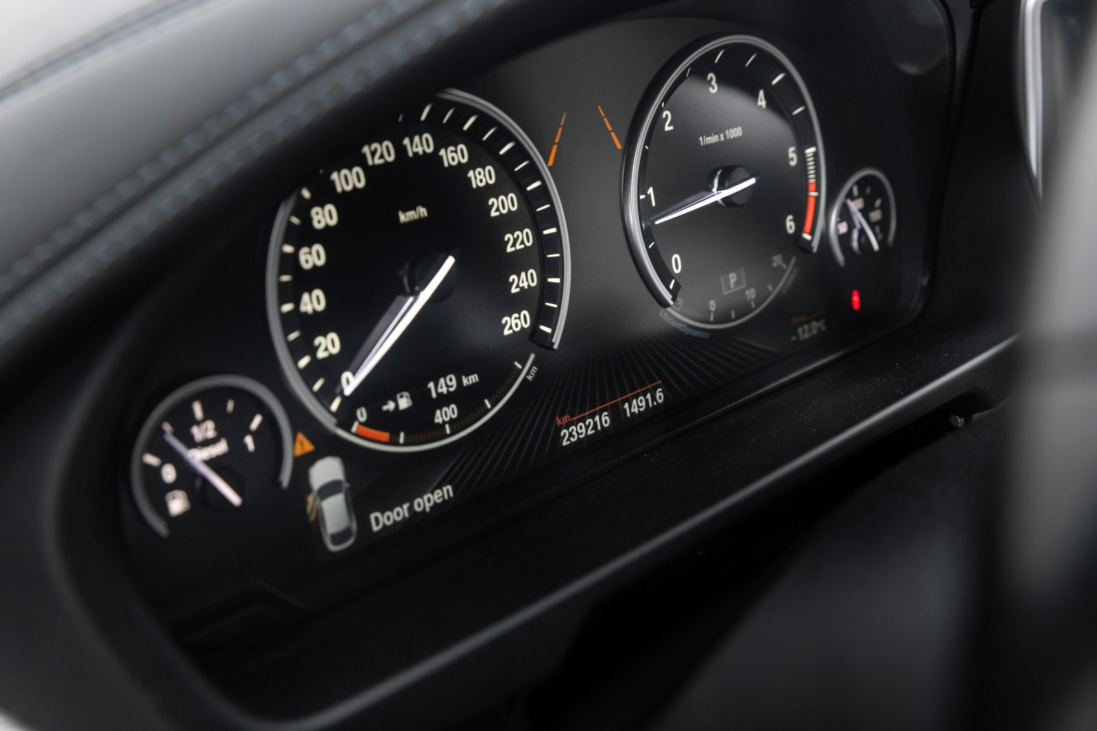 
								BMW X6 3.0D 190KW F16 M-SPORPAKET full									