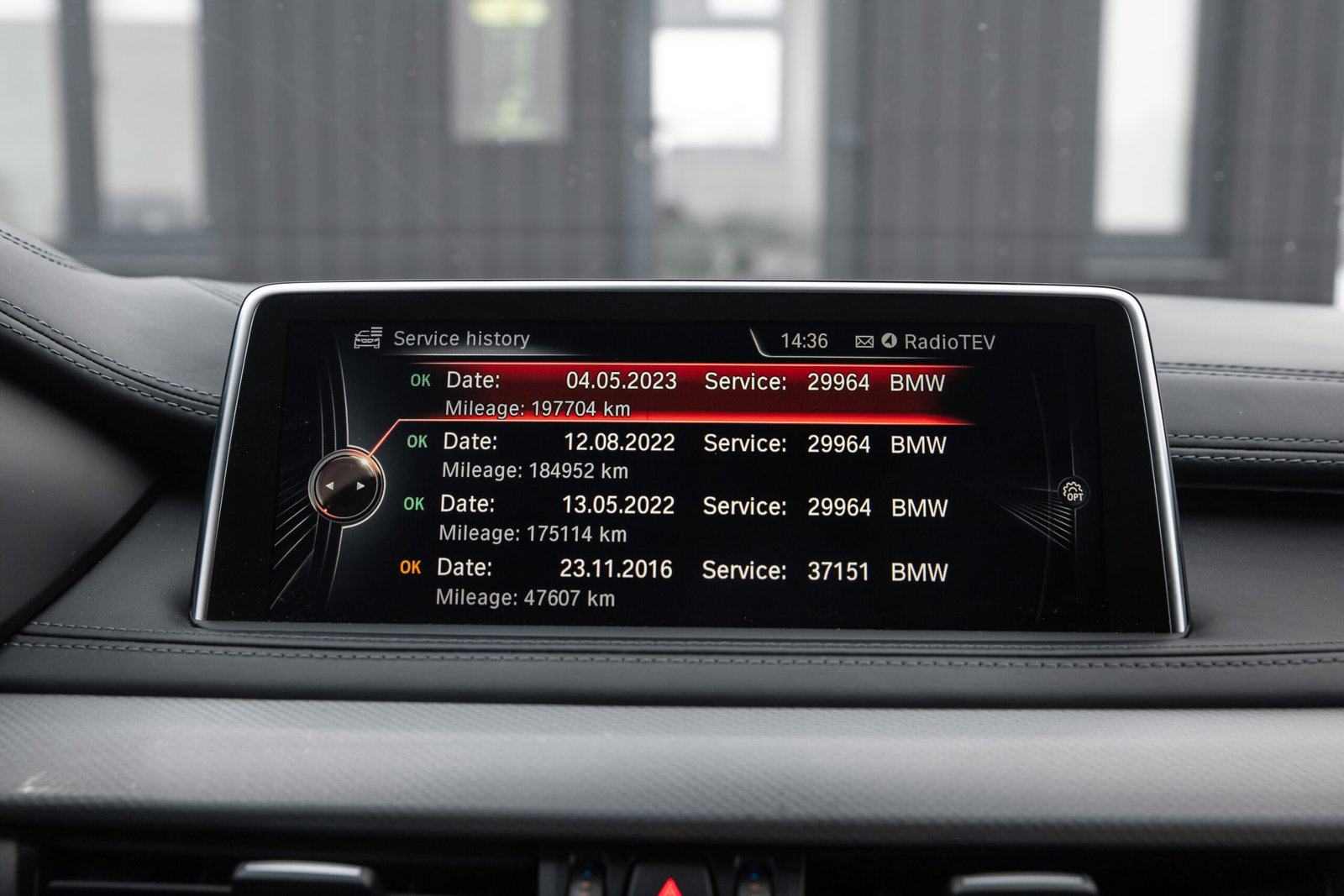 
								BMW X6 3.0D 190KW F16 M-SPORPAKET full									