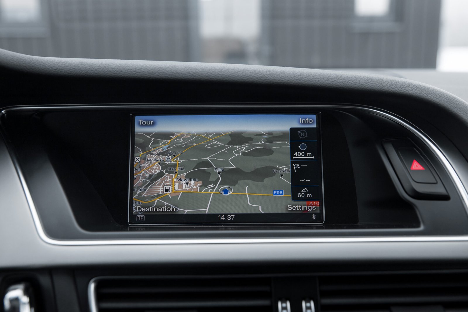 
								AUDI A4 FACELIFT 3.0D 180 KW QUATTRO S-LINE full									