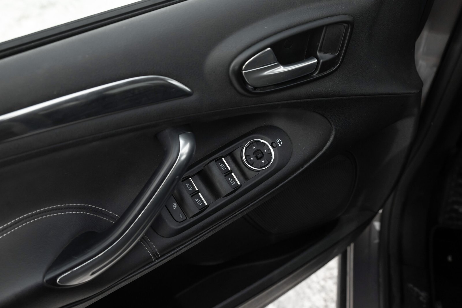 
								FORD S-MAX TITANIUM 1.6D FACELIFT full									