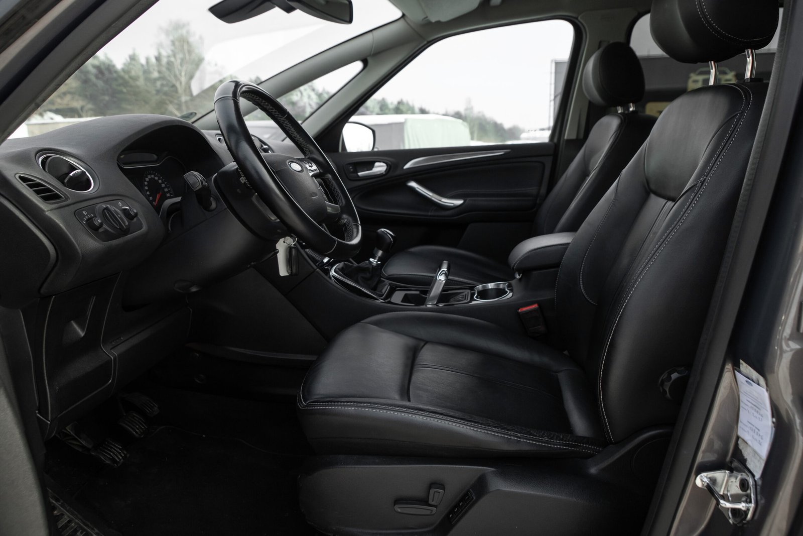 
								FORD S-MAX TITANIUM 1.6D FACELIFT full									