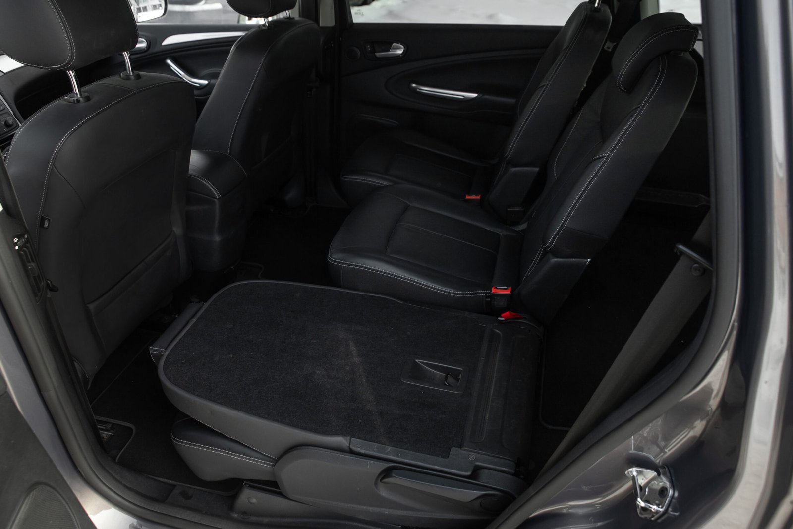 
								FORD S-MAX TITANIUM 1.6D FACELIFT full									