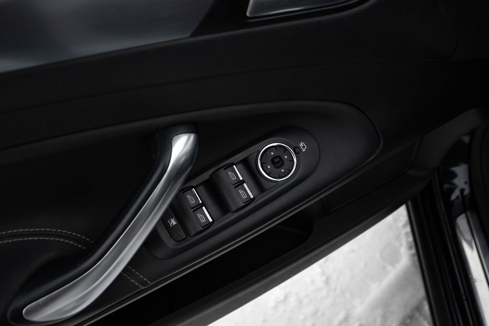 
								FORD MONDEO 1.6D 85KW TITANIUM full									