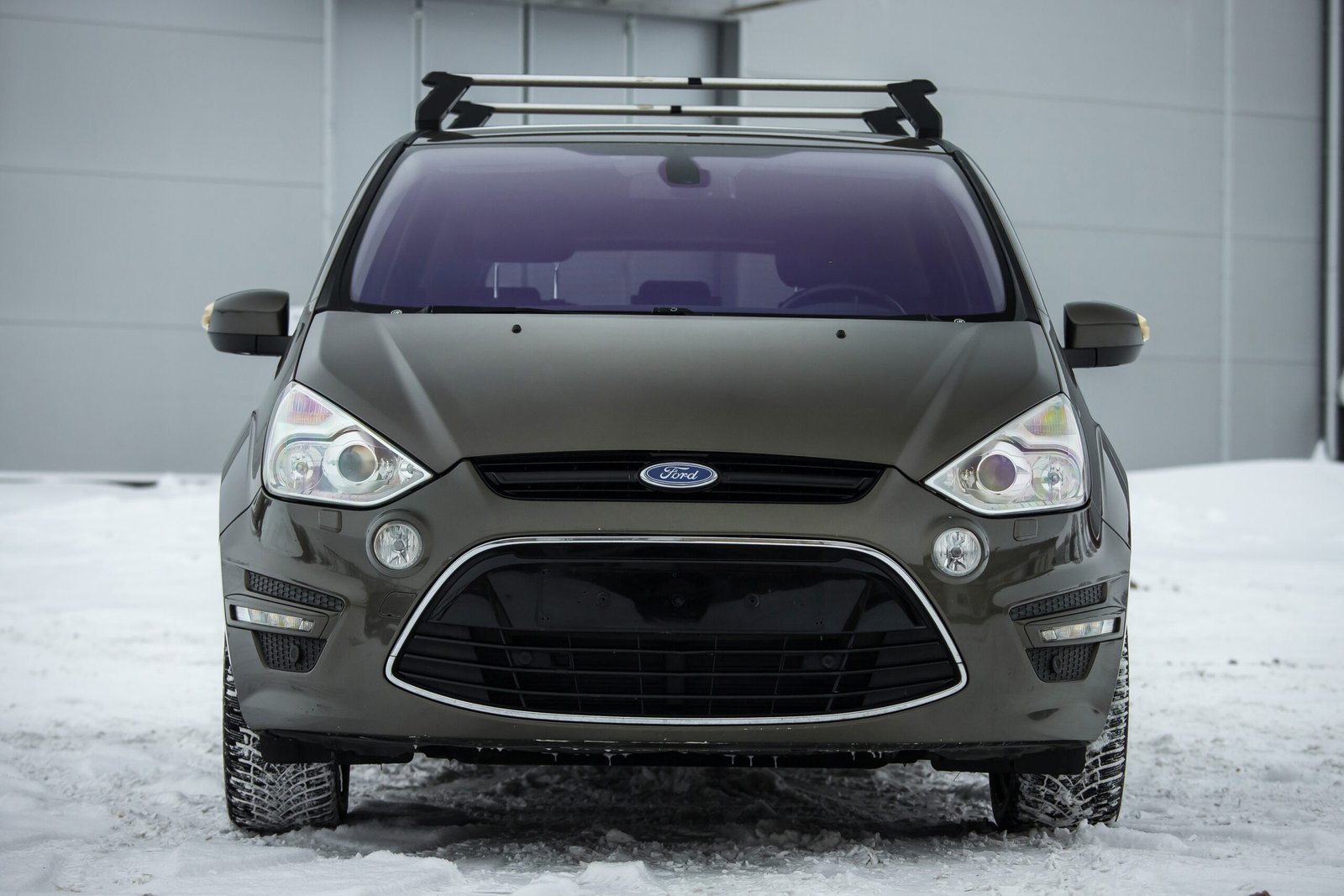 
								FORD S-MAX TITANIUM 2.0D 100KW FACELIFT 7SEATS full									