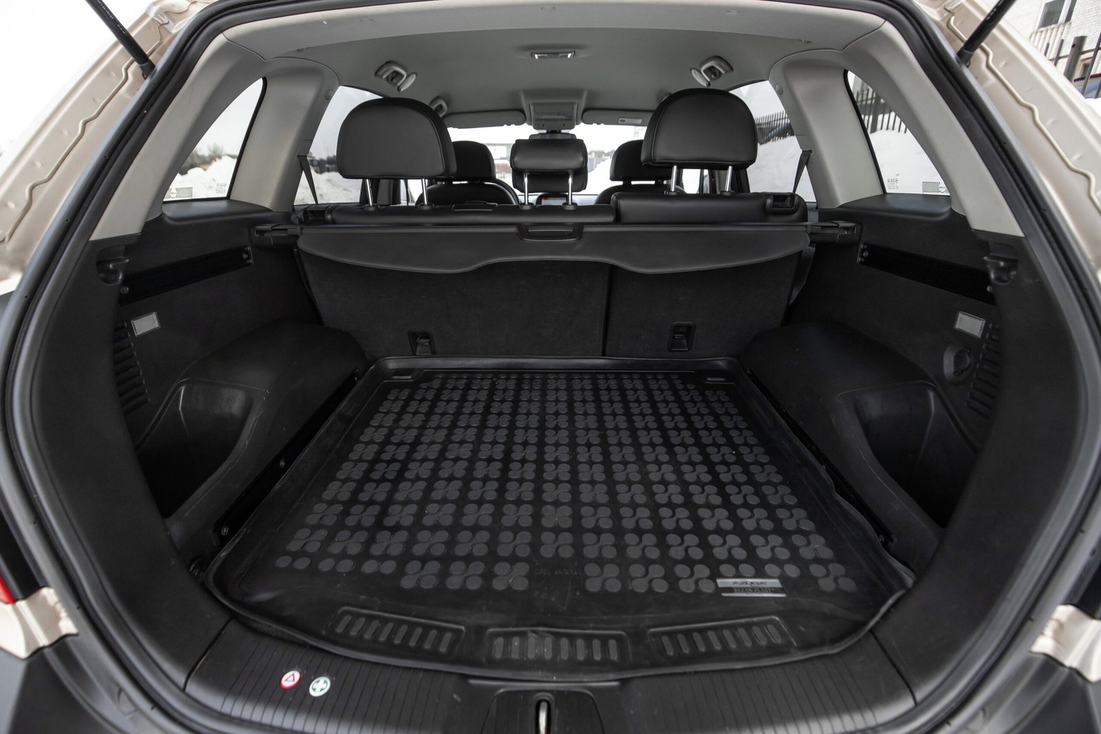 
								Opel Antara Cosmo 2.2CDTi 4×4 full									