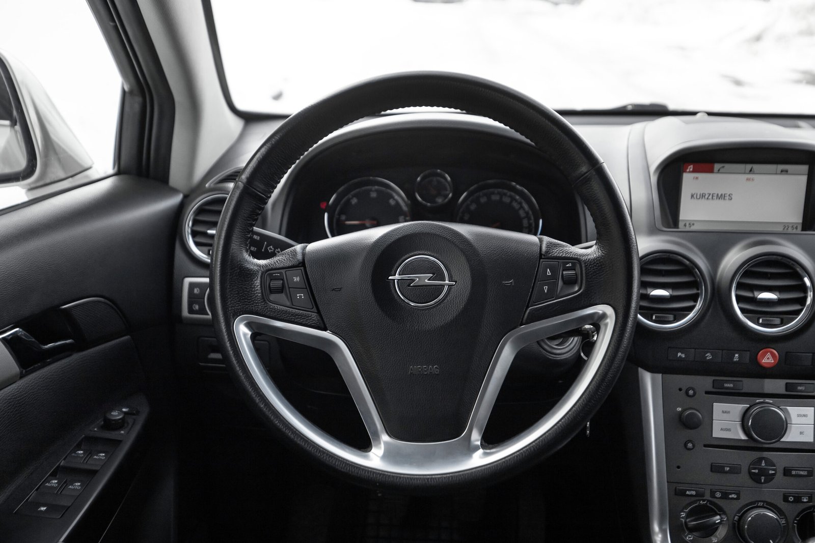 
								Opel Antara Cosmo 2.2CDTi 4×4 full									