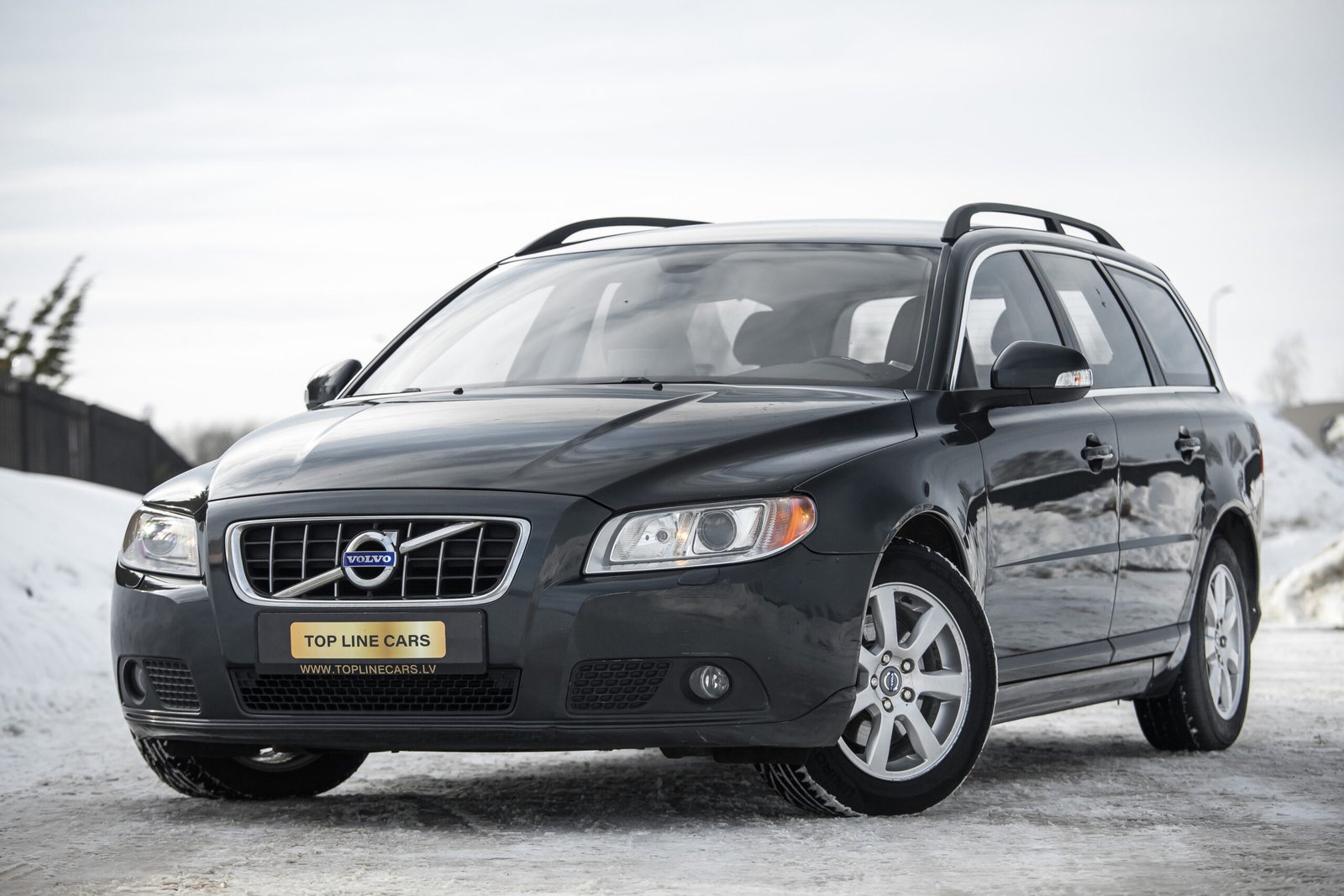 
								VOLVO V70 MOMENTUM 1.6D 85KW FULL OPTIONS full									