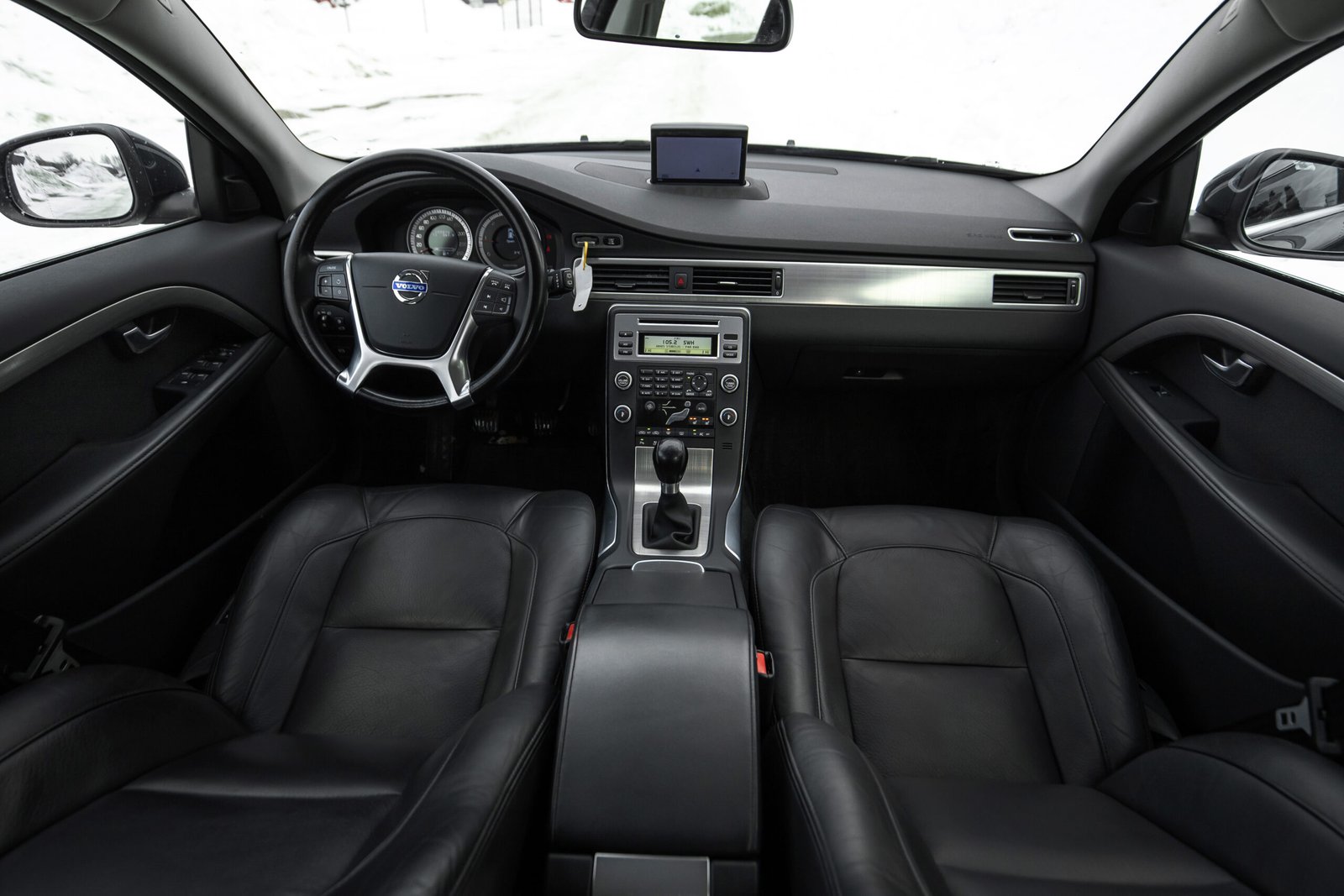 
								VOLVO V70 MOMENTUM 1.6D 85KW FULL OPTIONS full									