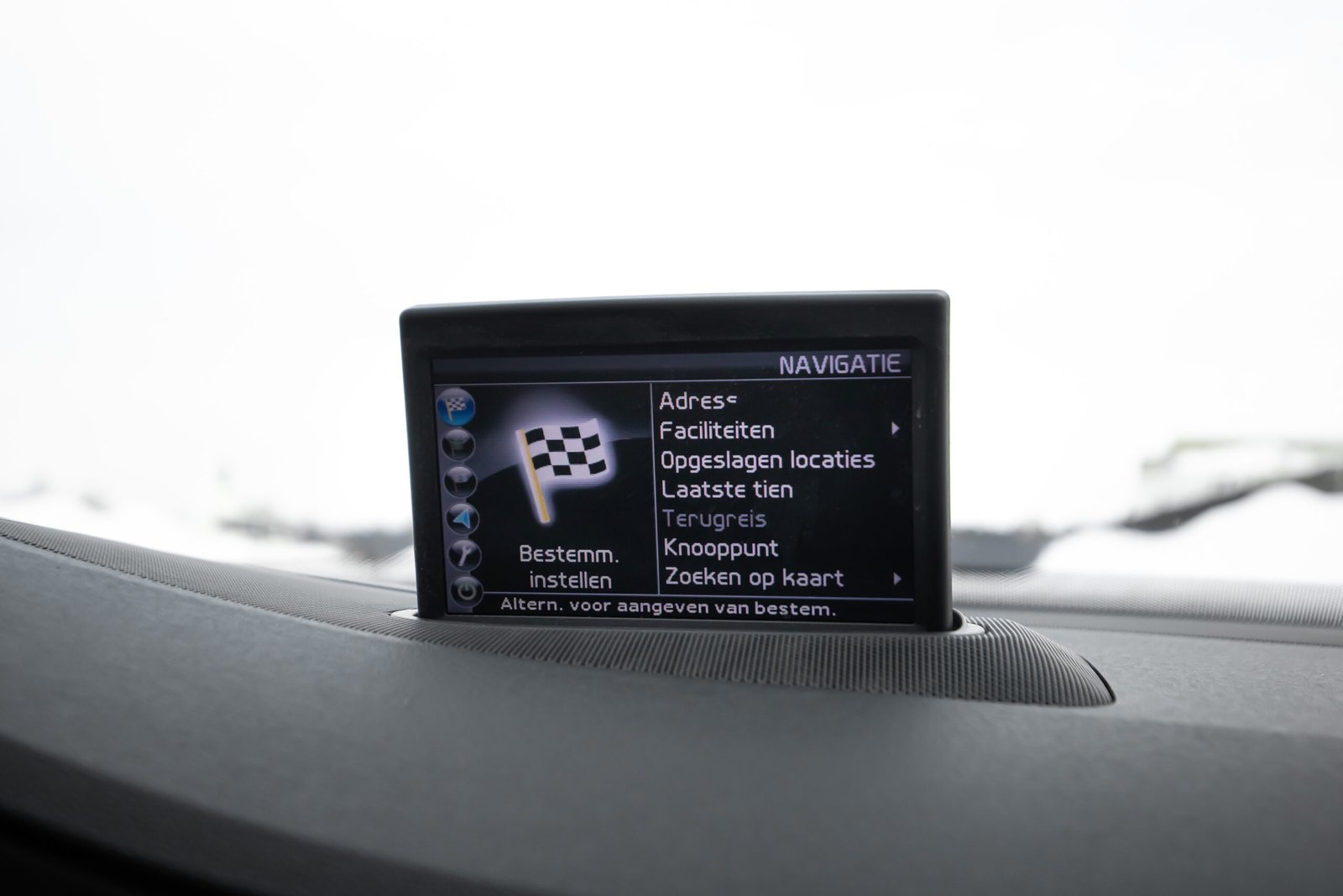 
								VOLVO V70 MOMENTUM 1.6D 85KW FULL OPTIONS full									