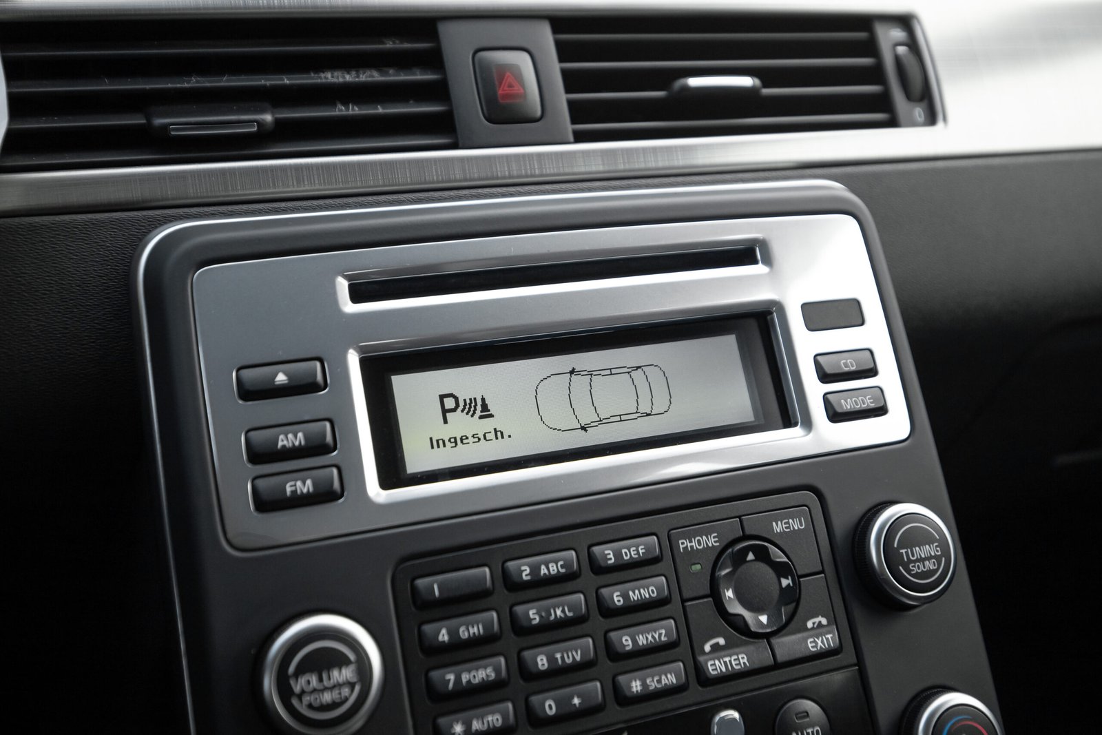 
								VOLVO V70 MOMENTUM 1.6D 85KW FULL OPTIONS full									