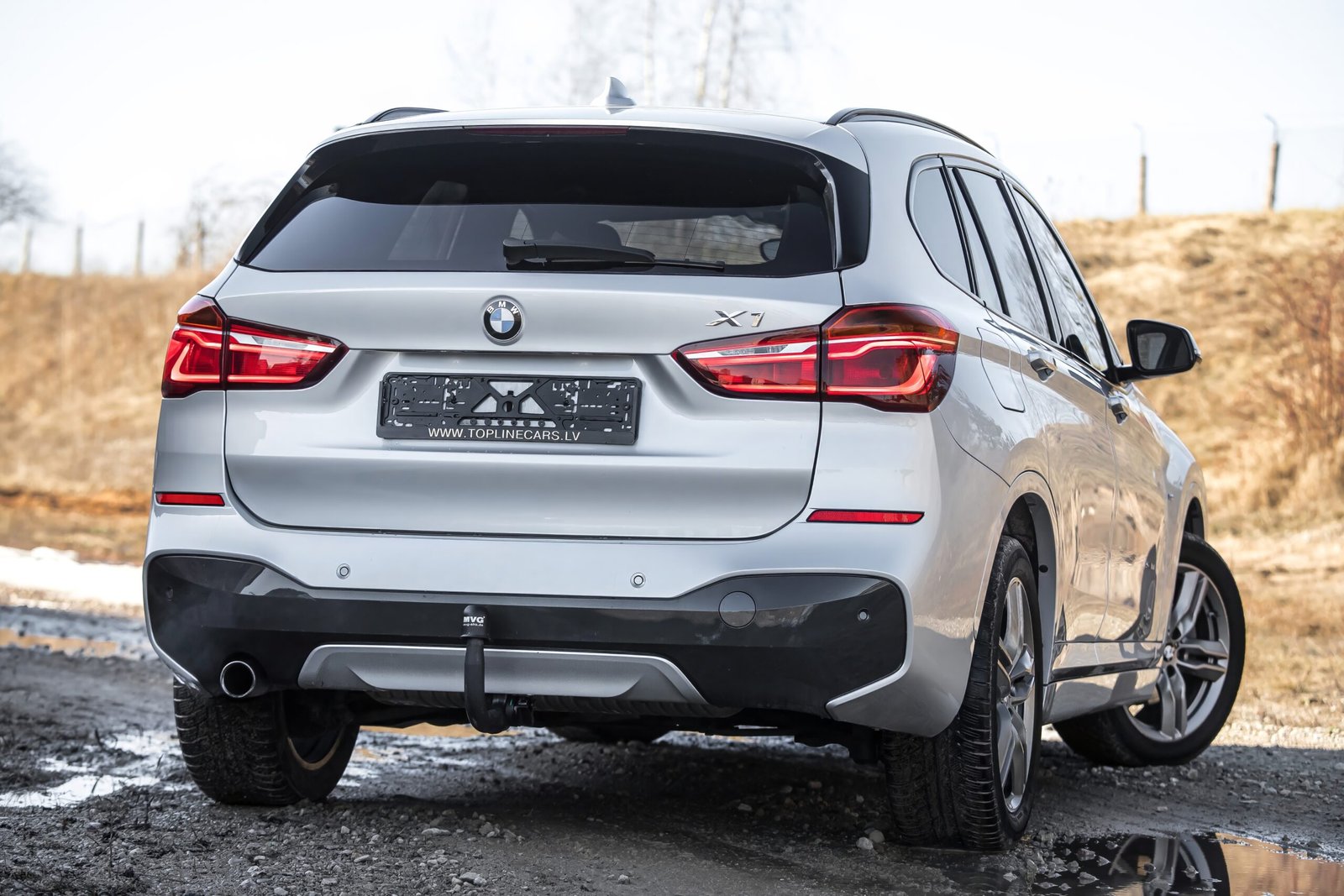 
								BMW X1 2.0D 18D 110KW M-SPORTPAKET FACELIFT full									