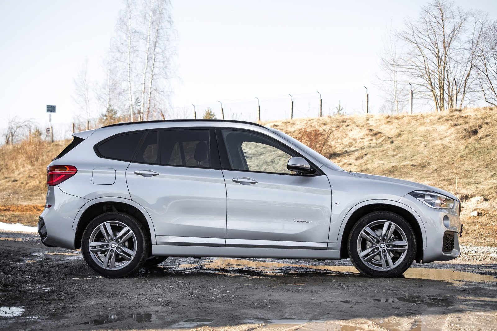 
								BMW X1 2.0D 18D 110KW M-SPORTPAKET FACELIFT full									