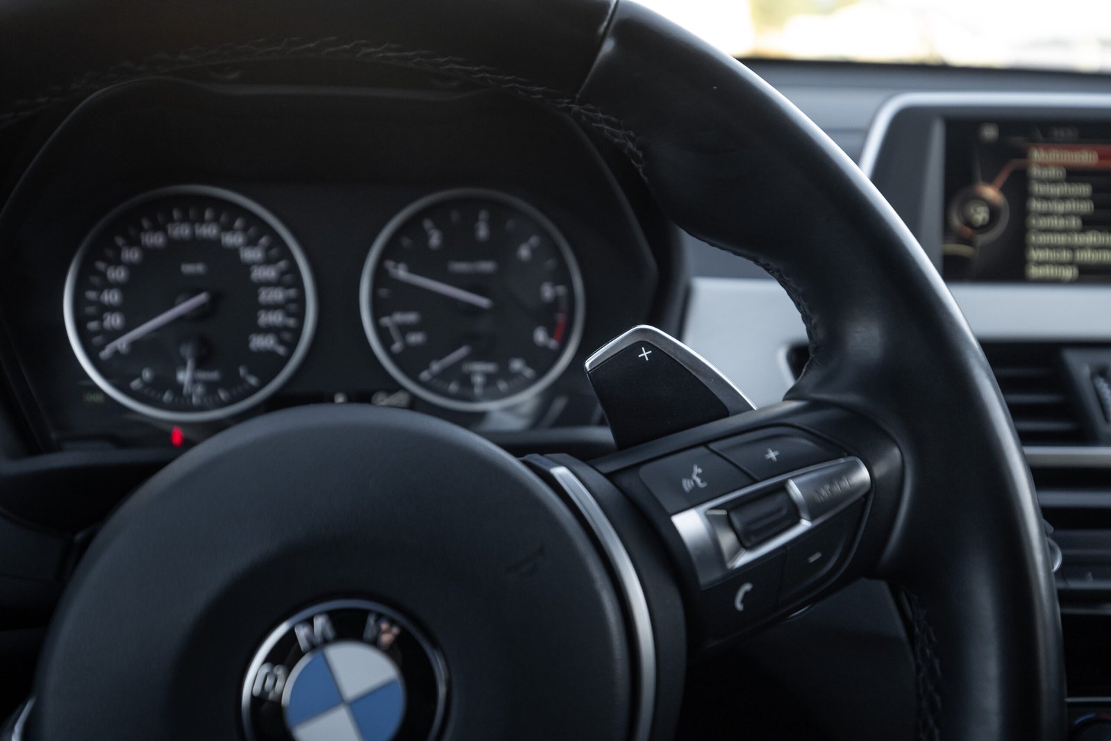 
								BMW X1 2.0D 18D 110KW M-SPORTPAKET FACELIFT full									