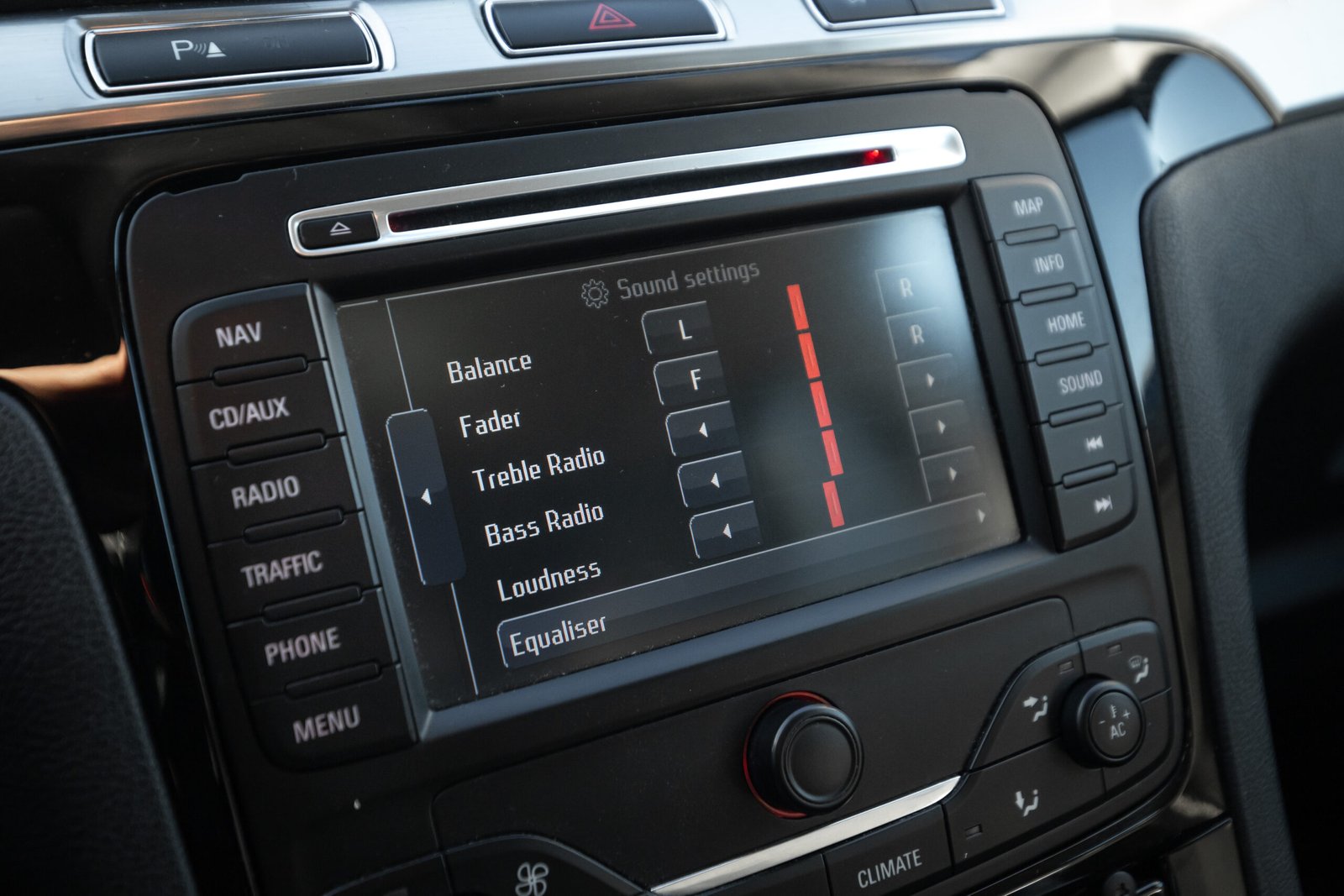 
								FORD S-MAX TITANIUM 2.2D 147KW AUTOMATS PILNAIS full									