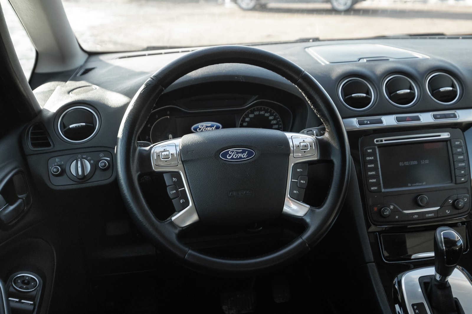 
								FORD S-MAX TITANIUM 2.2D 147KW AUTOMATS PILNAIS full									