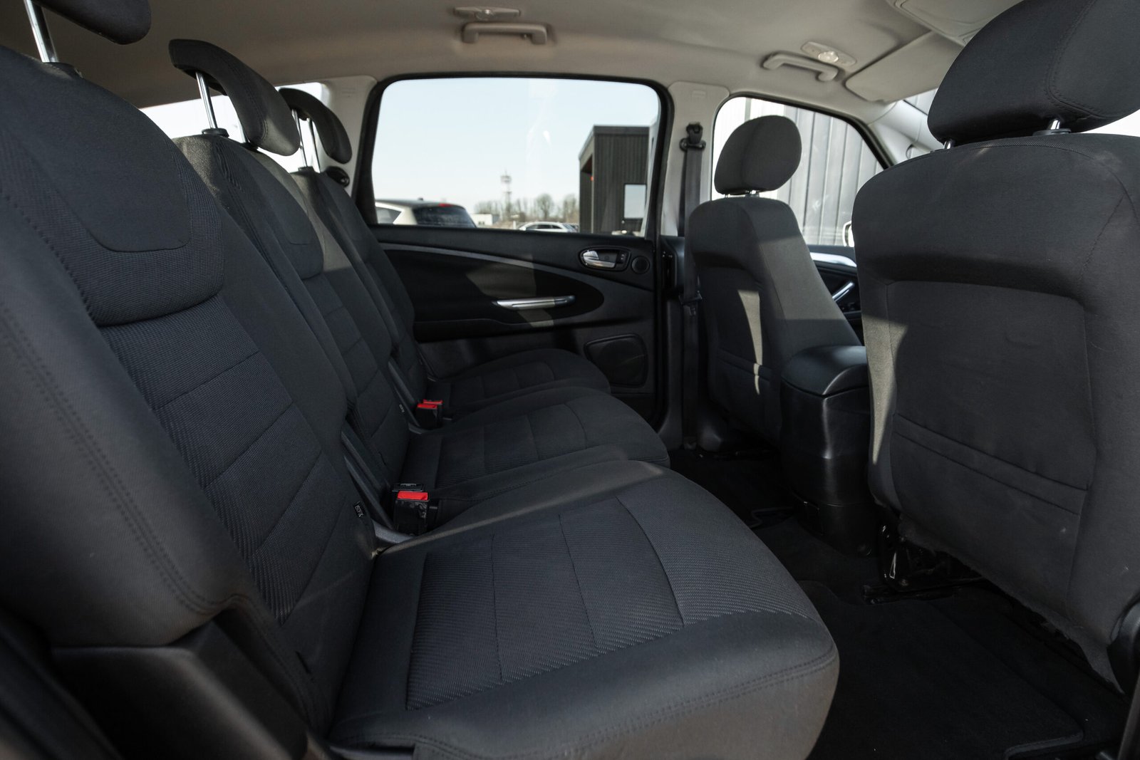 
								FORD S-MAX TITANIUM 2.2D 147KW AUTOMATS PILNAIS full									