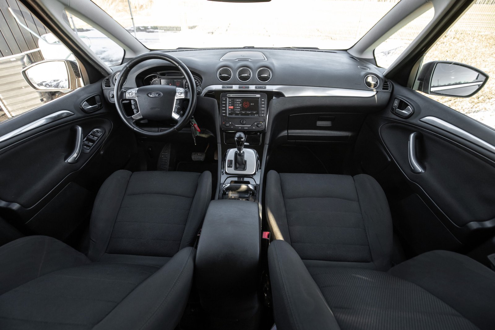 
								FORD S-MAX TITANIUM 2.2D 147KW AUTOMATS PILNAIS full									