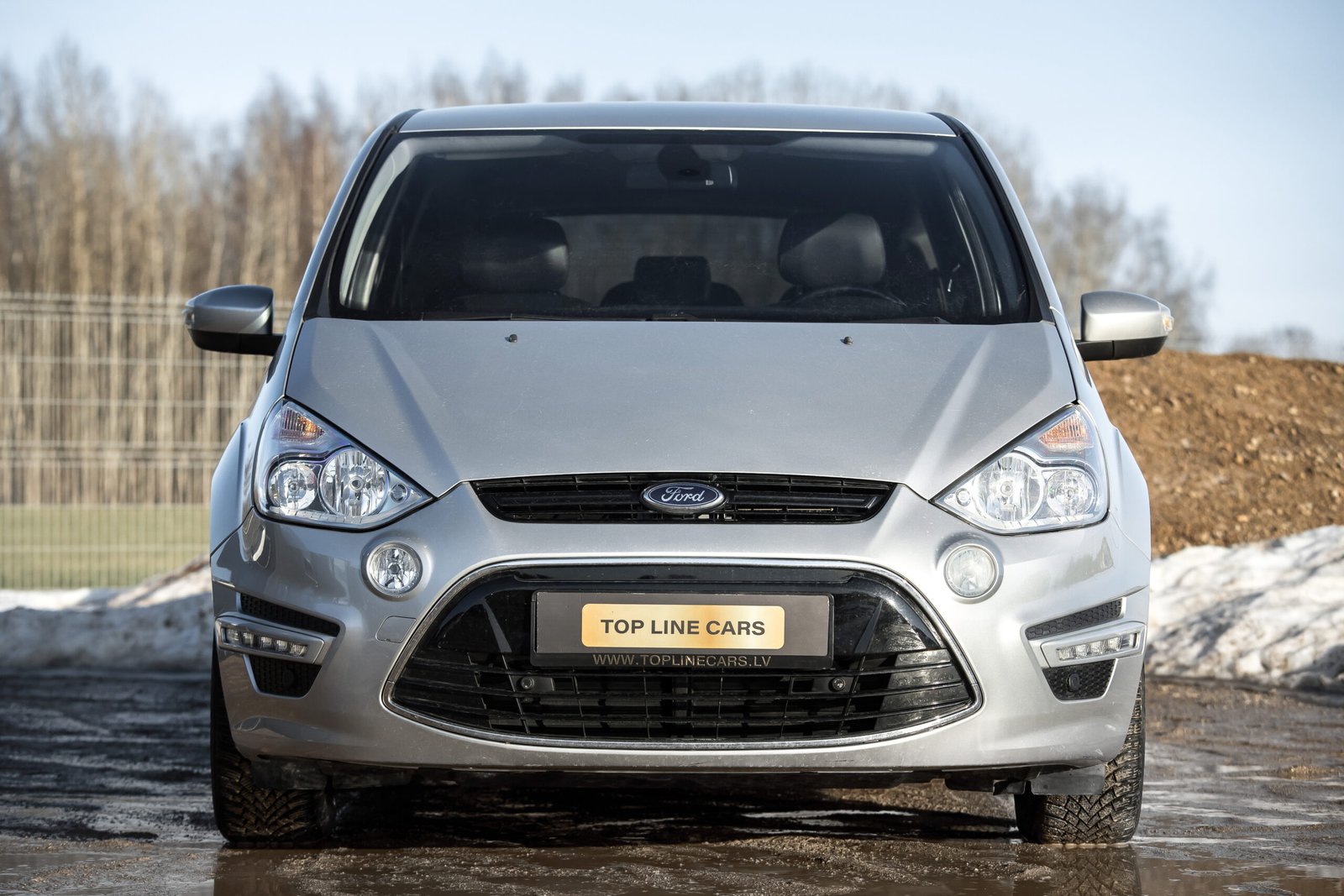 
								FORD S-MAX TITANIUM 2.0D 120KW AUTOMATS full									