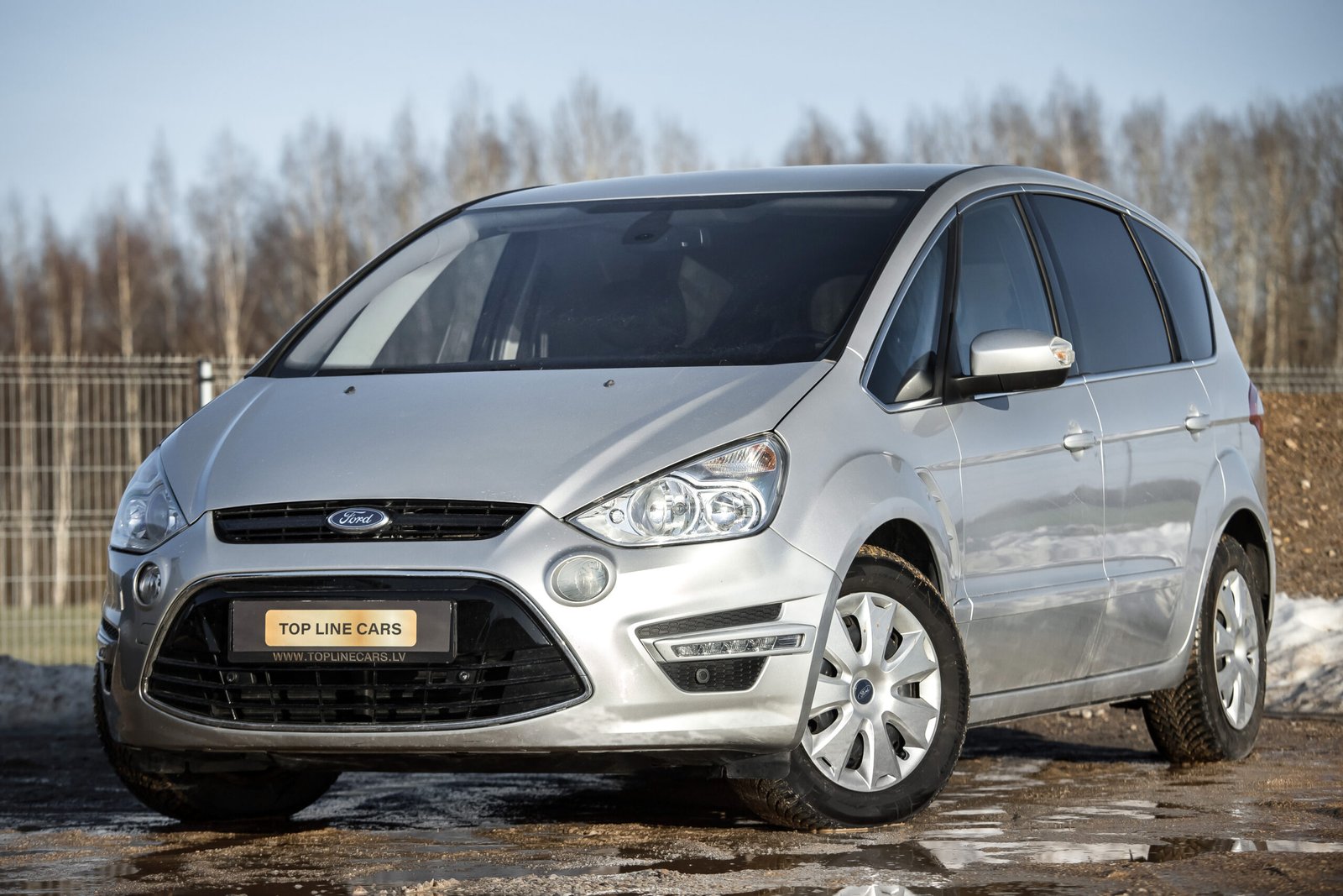 
								FORD S-MAX TITANIUM 2.0D 120KW AUTOMATS full									