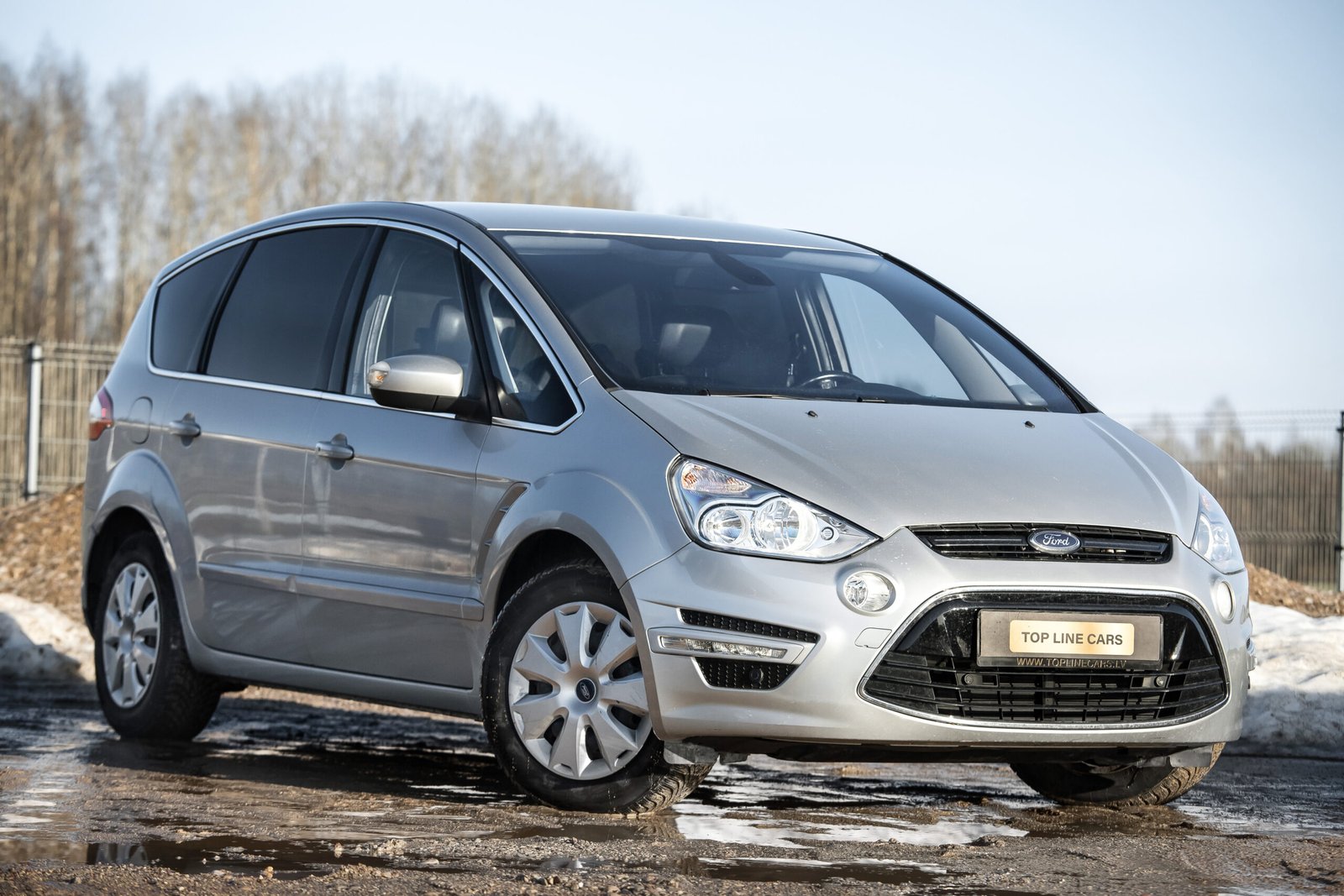 
								FORD S-MAX TITANIUM 2.0D 120KW AUTOMATS full									