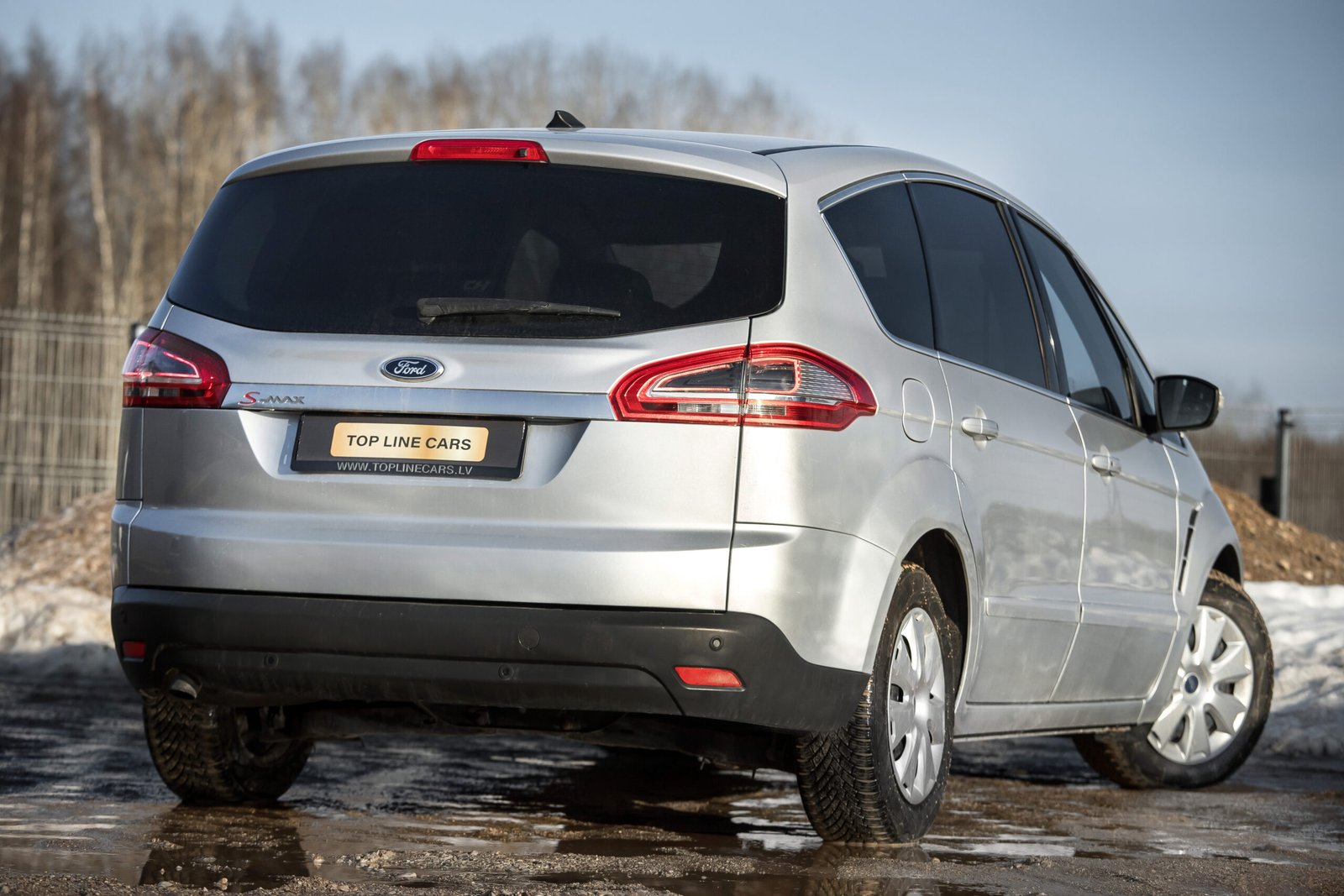 
								FORD S-MAX TITANIUM 2.0D 120KW AUTOMATS full									