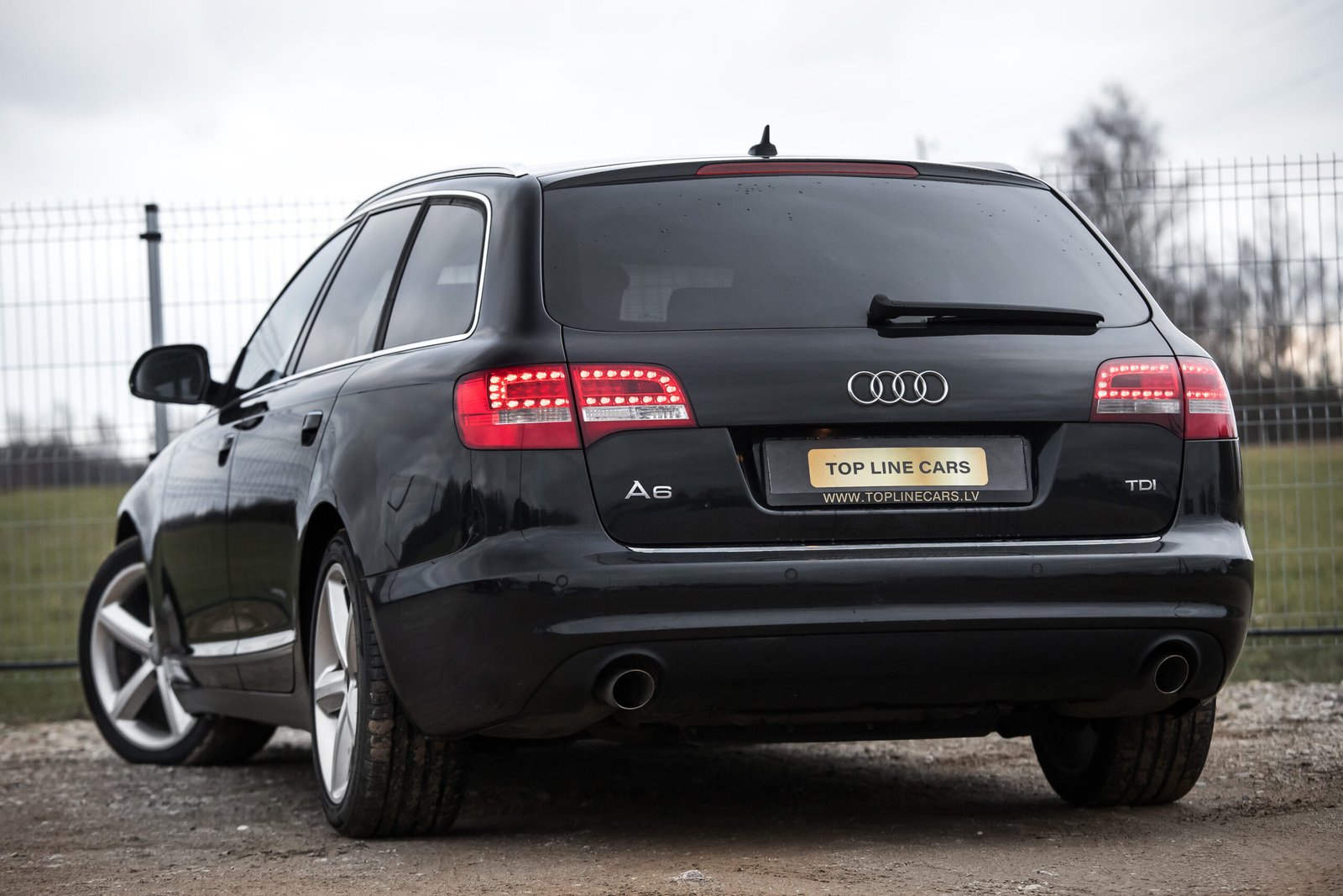 
								AUDI A6 EXCLUSIVE 2.0TDI 100KW full									