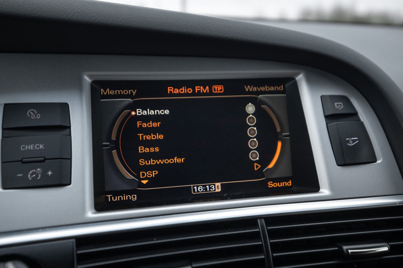 
								AUDI A6 EXCLUSIVE 2.0TDI 100KW full									