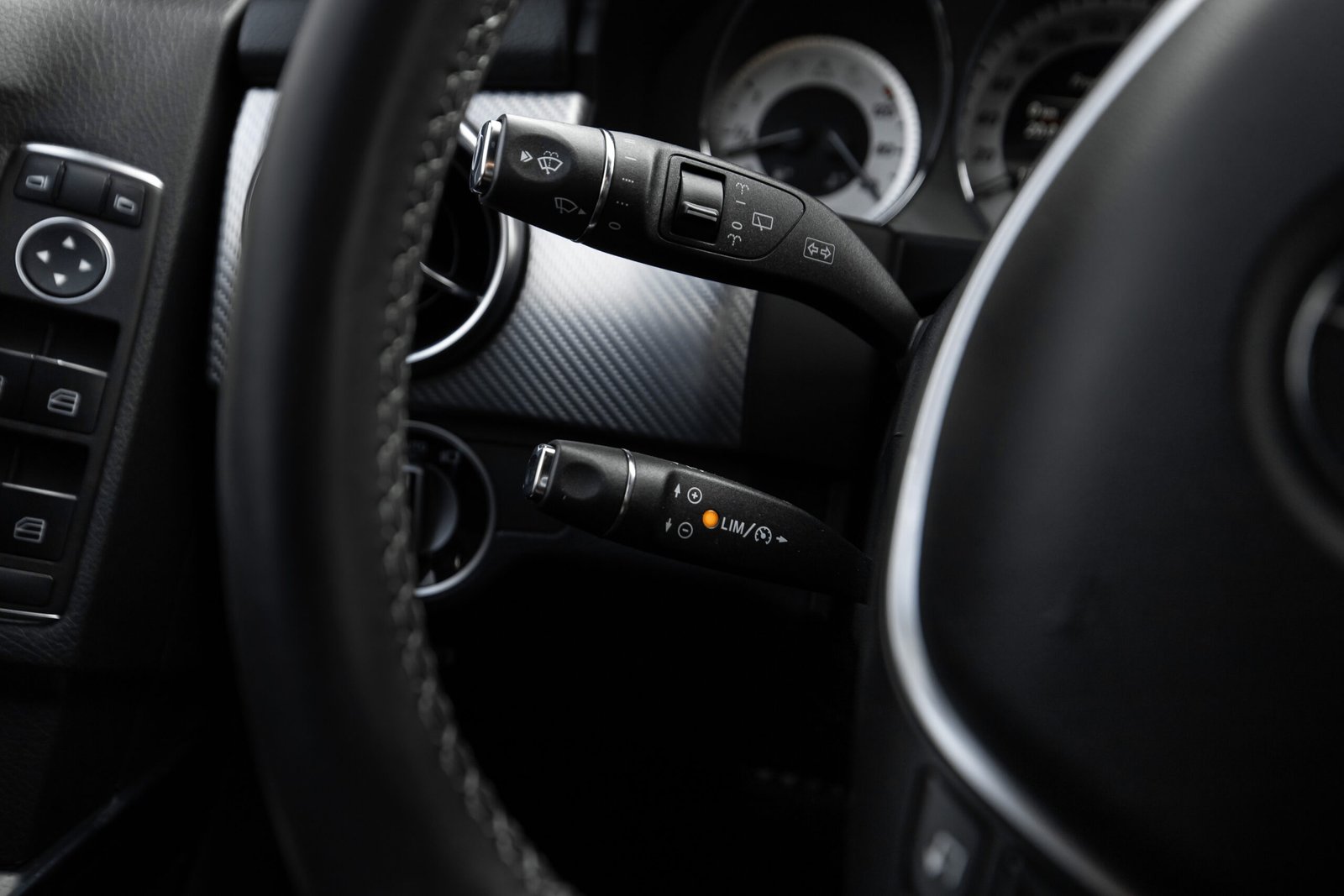 
								Mersedes Benz GLK 350D AMG full									