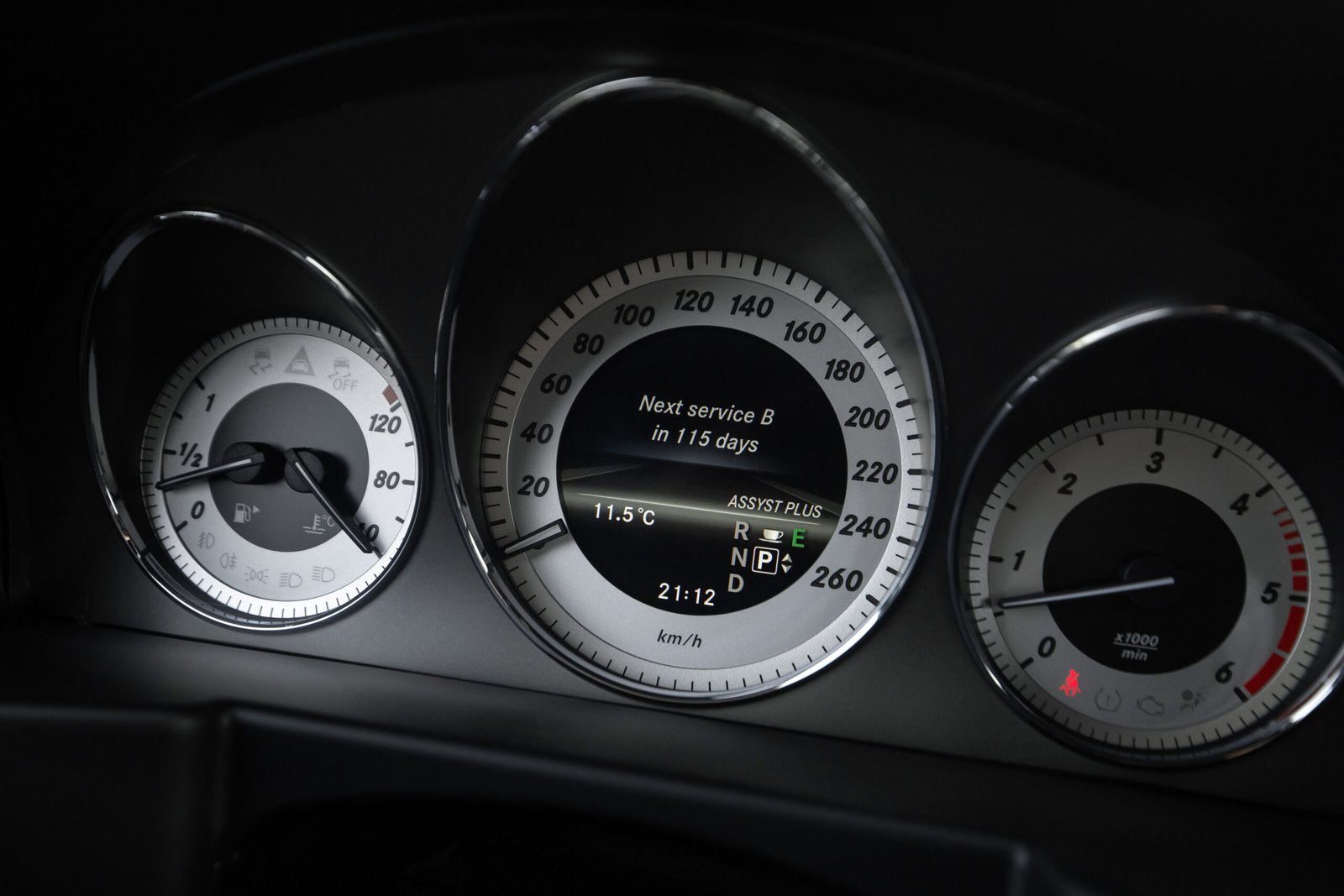 
								Mersedes Benz GLK 350D AMG full									