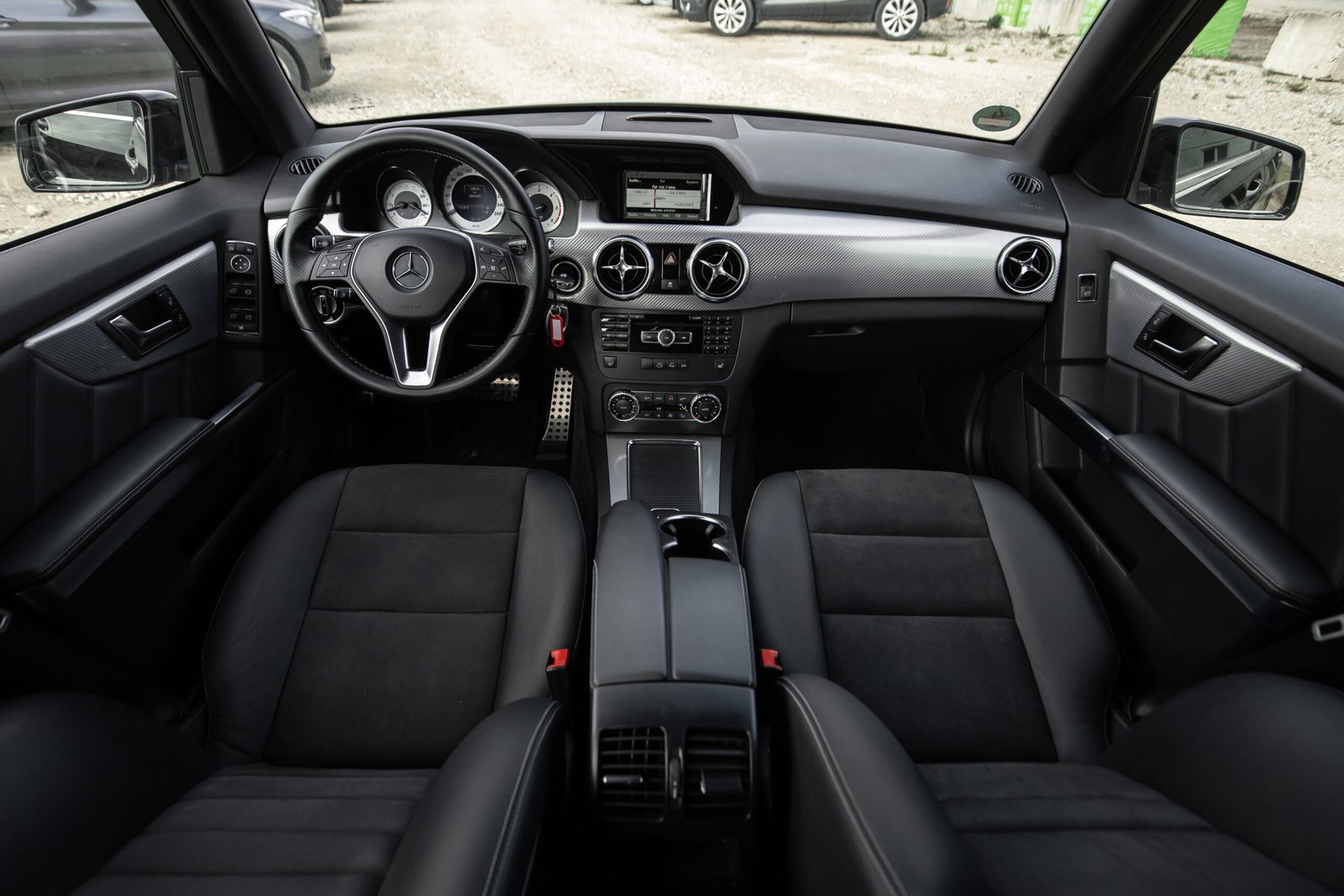 
								Mersedes Benz GLK 350D AMG full									