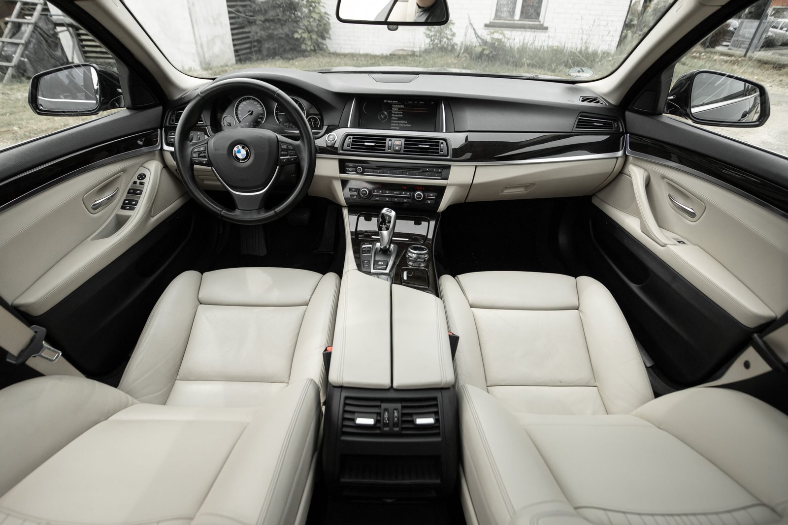 
								BMW 525D FACELIFT 2.0D 160KW full									